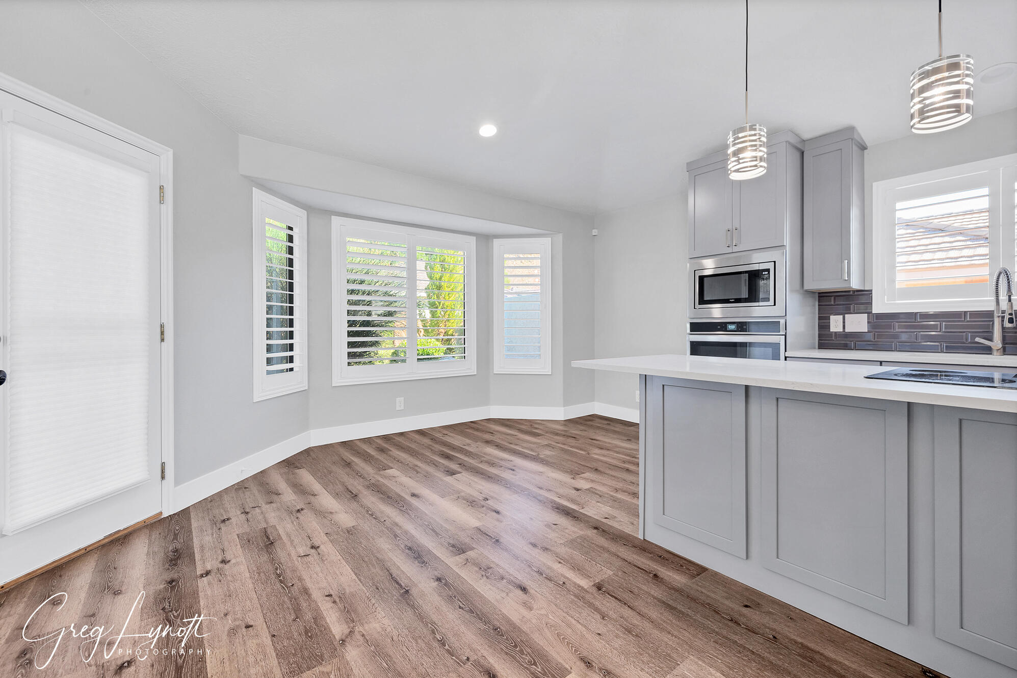 VINTAGE - Residential