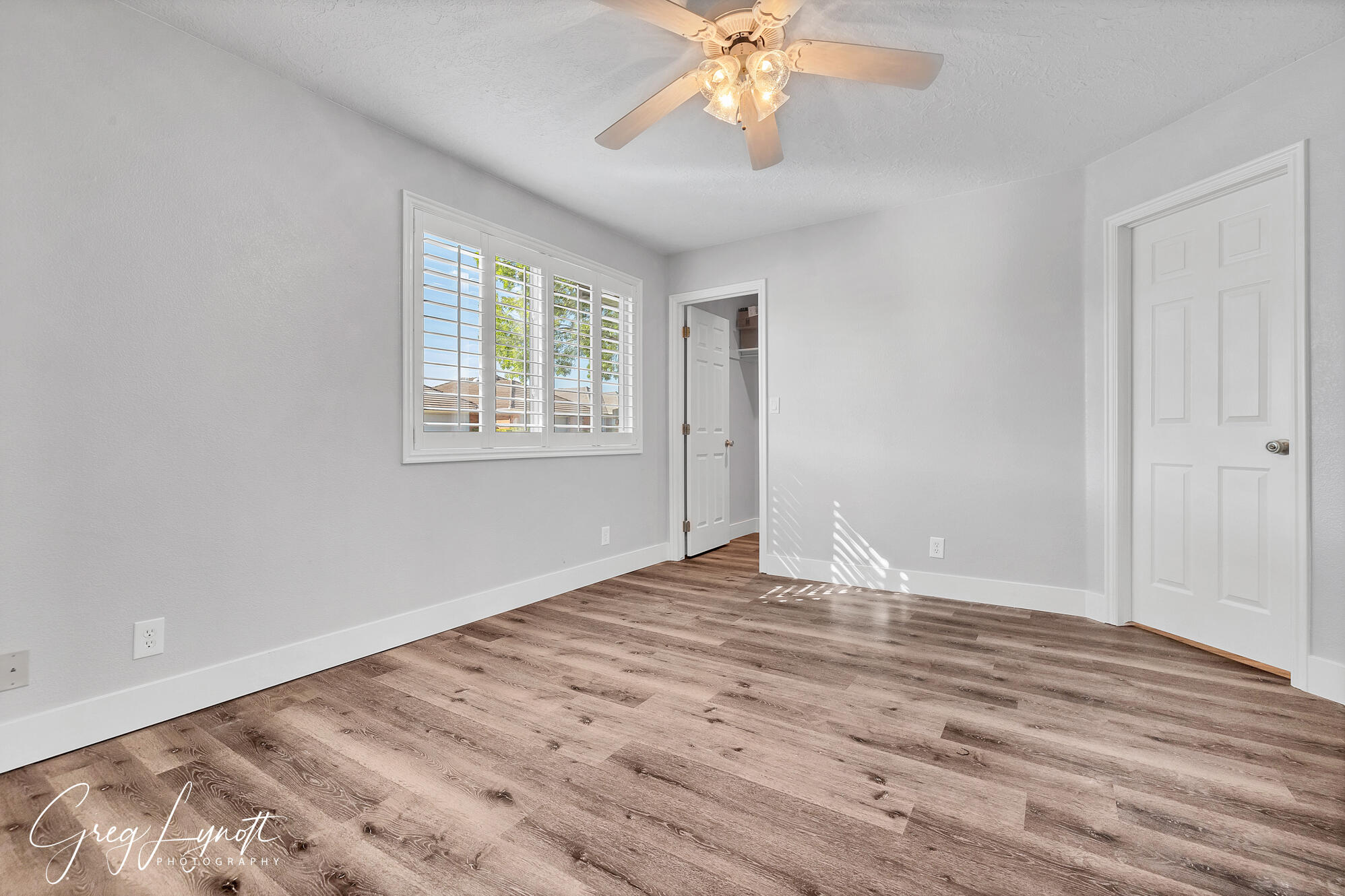 VINTAGE - Residential