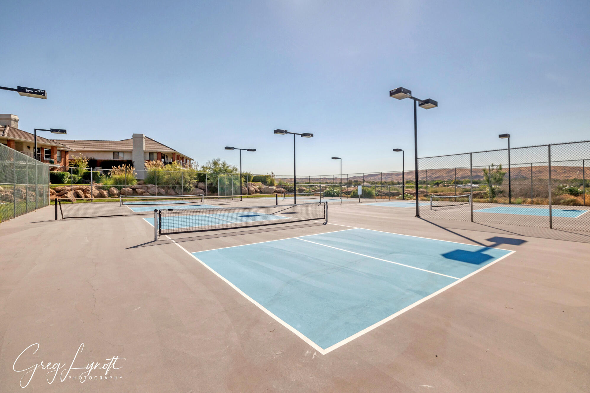 VINTAGE - Residential