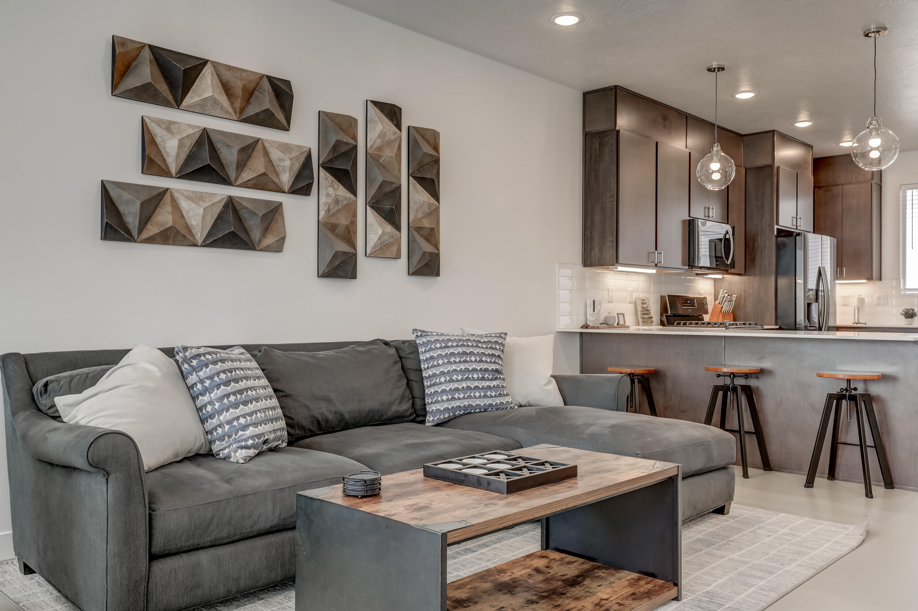 LOFTS AT GREEN VALLEY - Residential