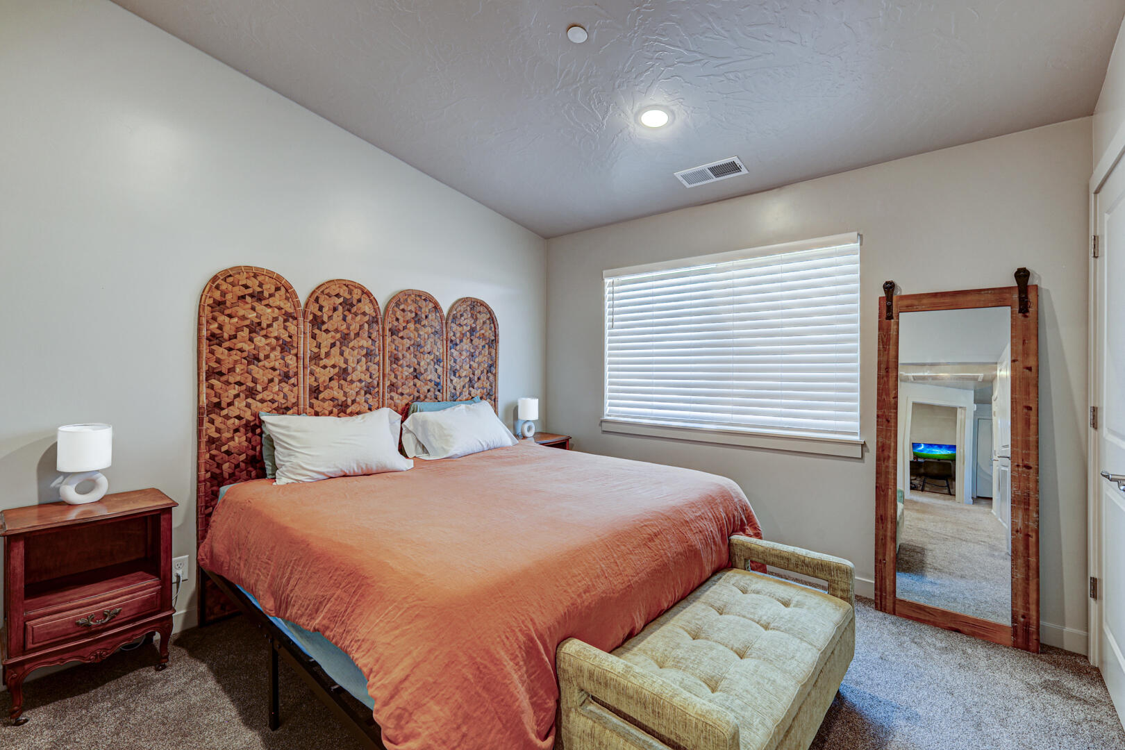 RED VISTA CONDO - Residential