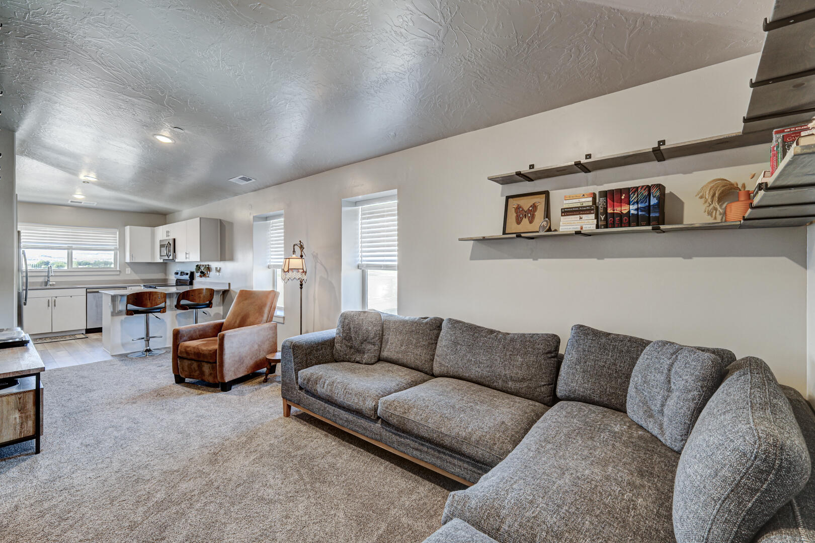 RED VISTA CONDO - Residential