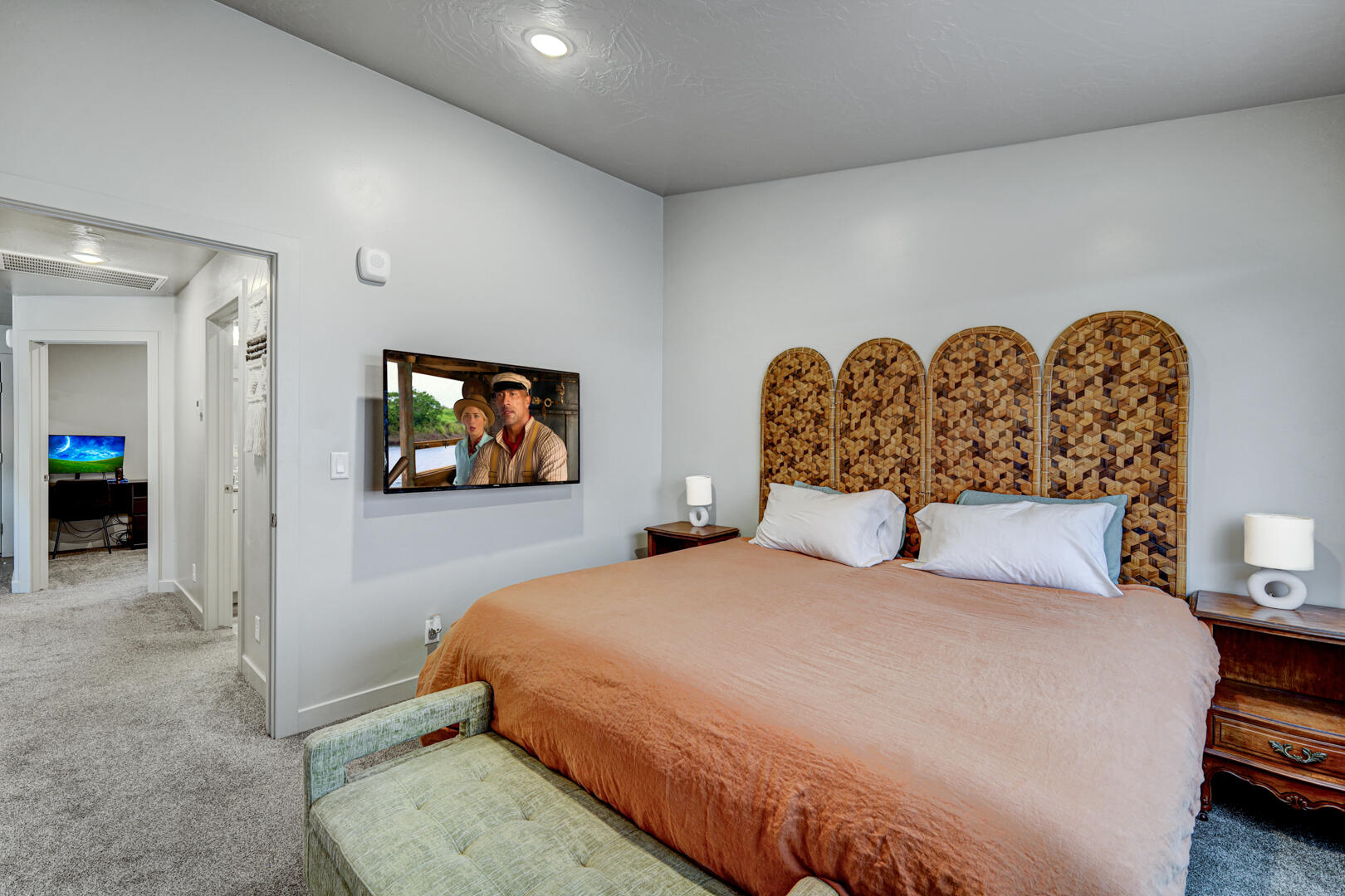 RED VISTA CONDO - Residential