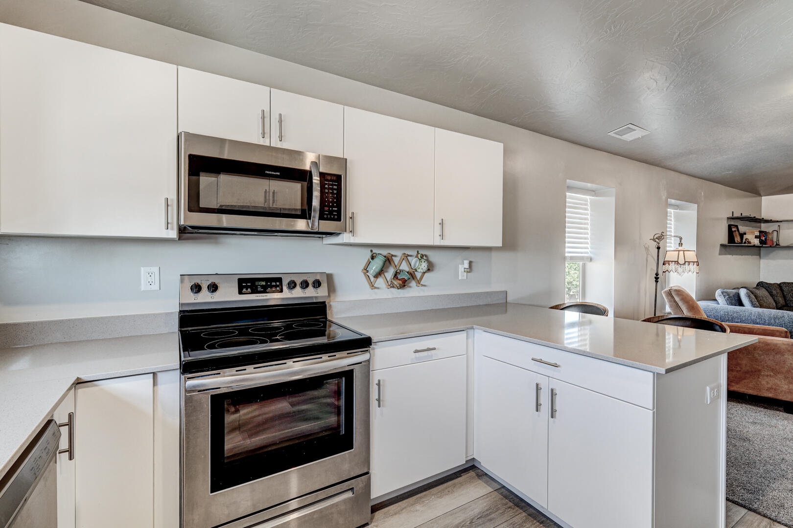 RED VISTA CONDO - Residential