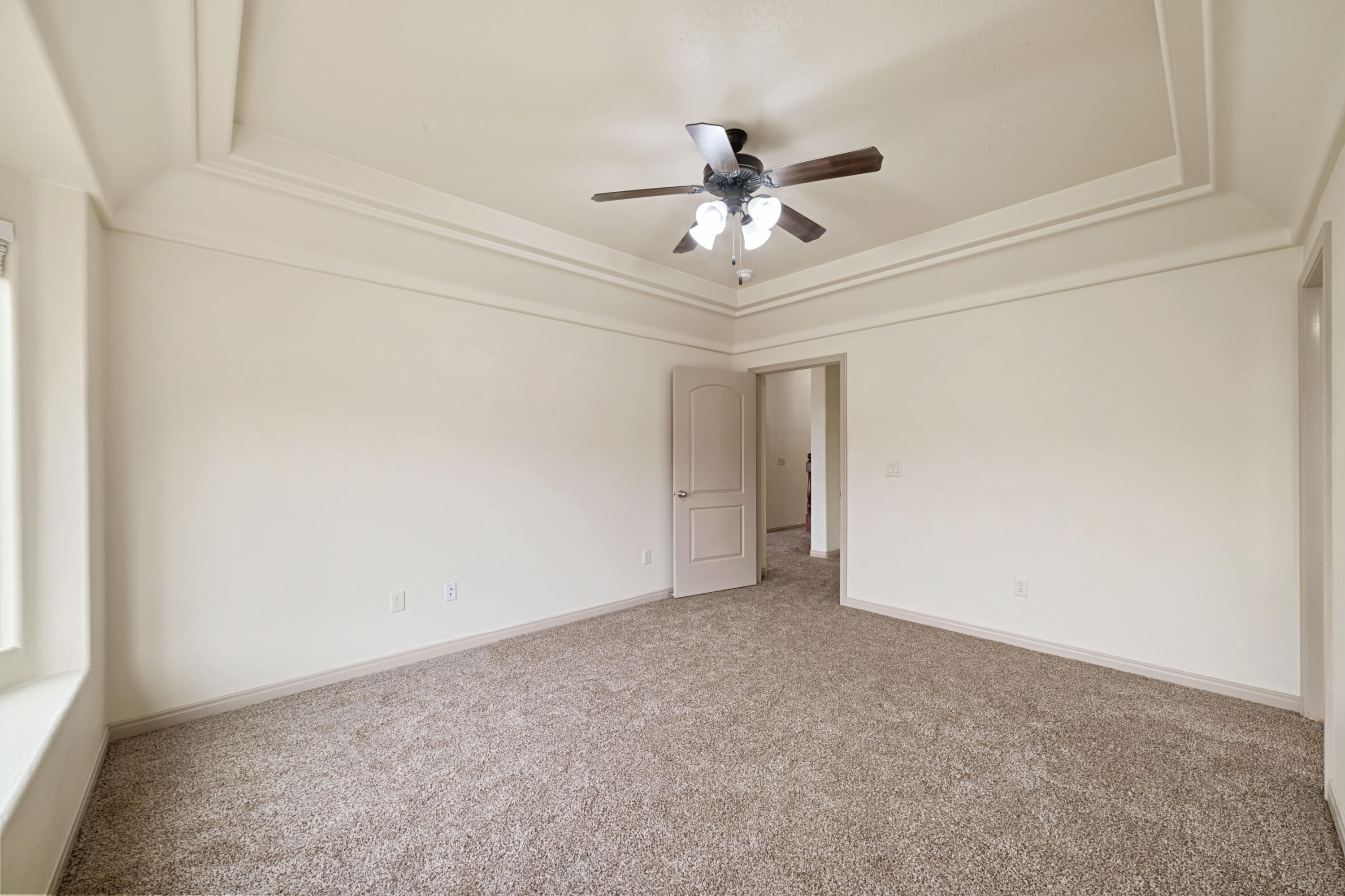 HIGH CHAPARRAL AT THE WASHINGTON BENCH - Residential