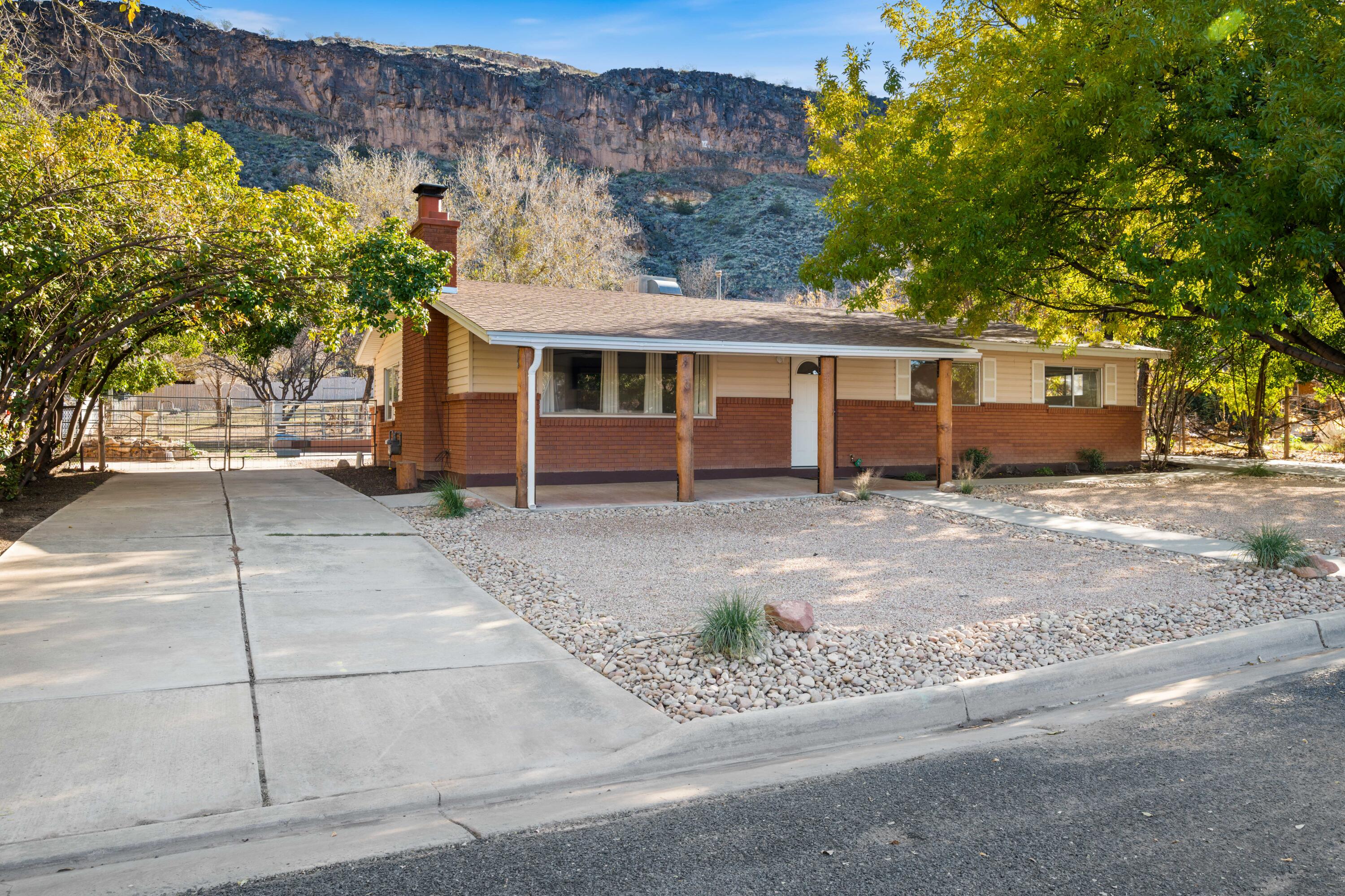 HURRICANE TOWNSITE - Residential