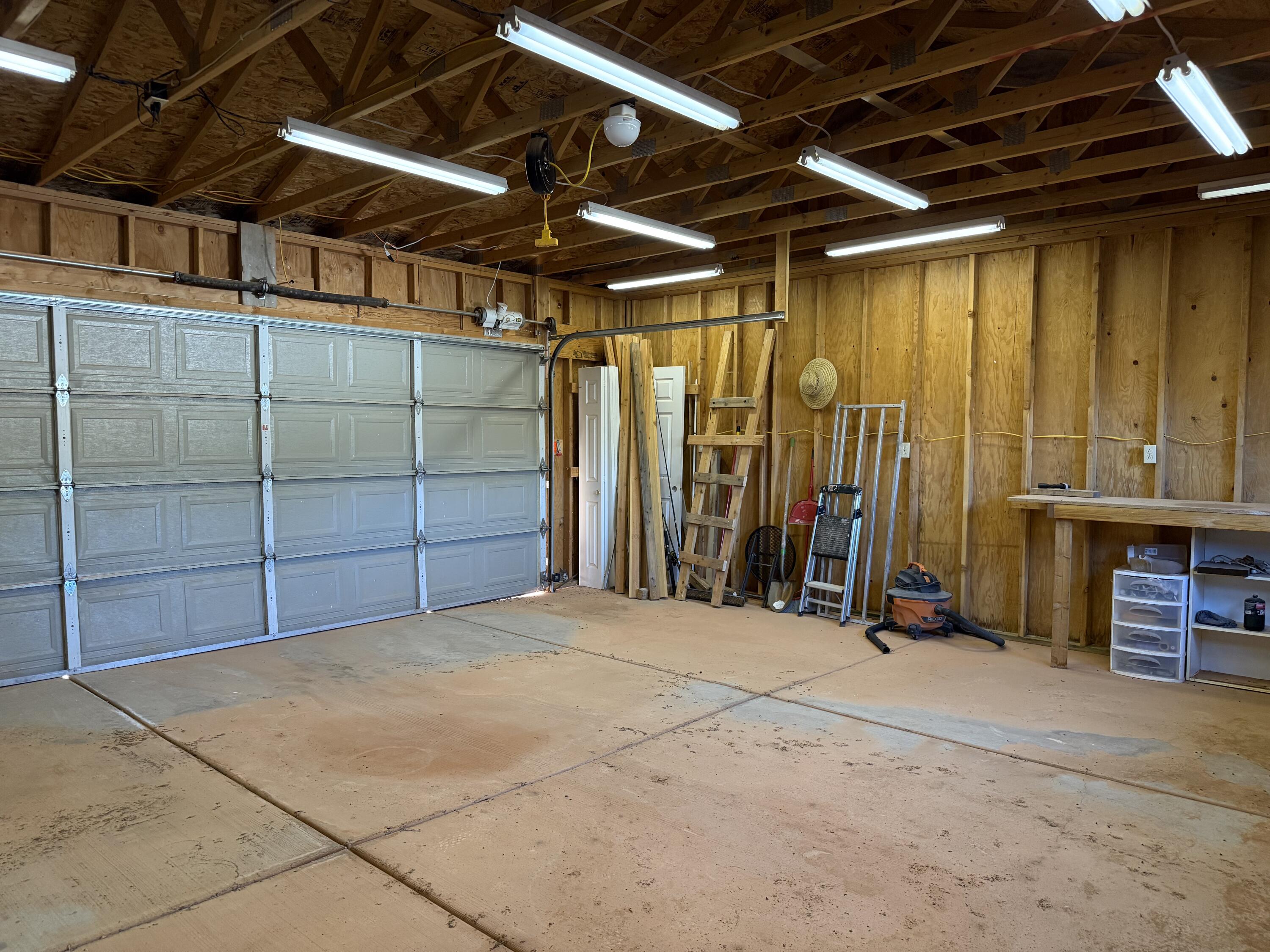 DIXIE DEER ESTATES - Residential