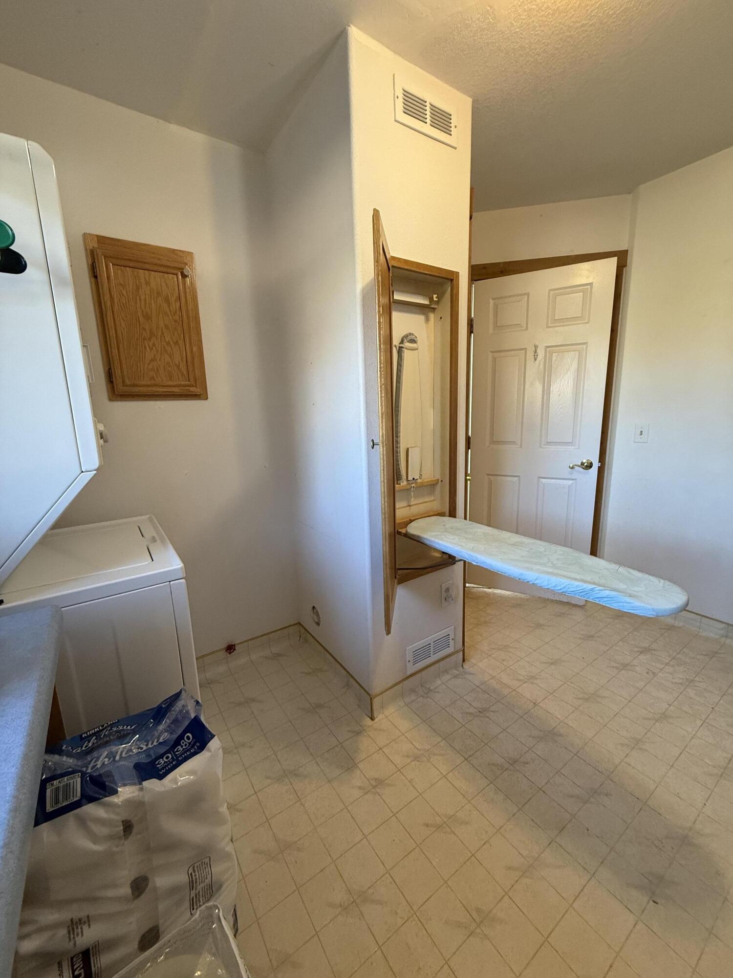 DIXIE DEER ESTATES - Residential