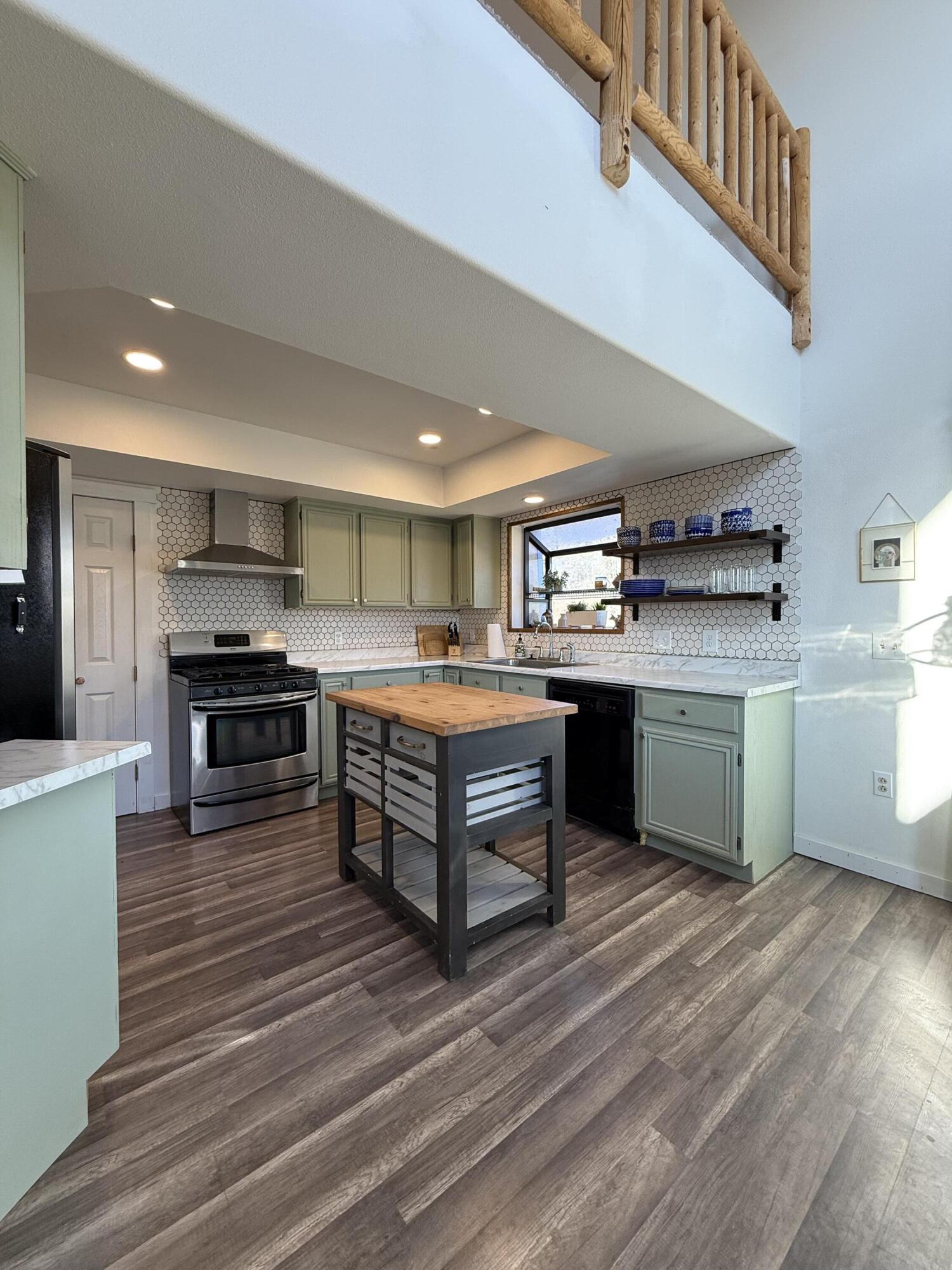 DIXIE DEER ESTATES - Residential