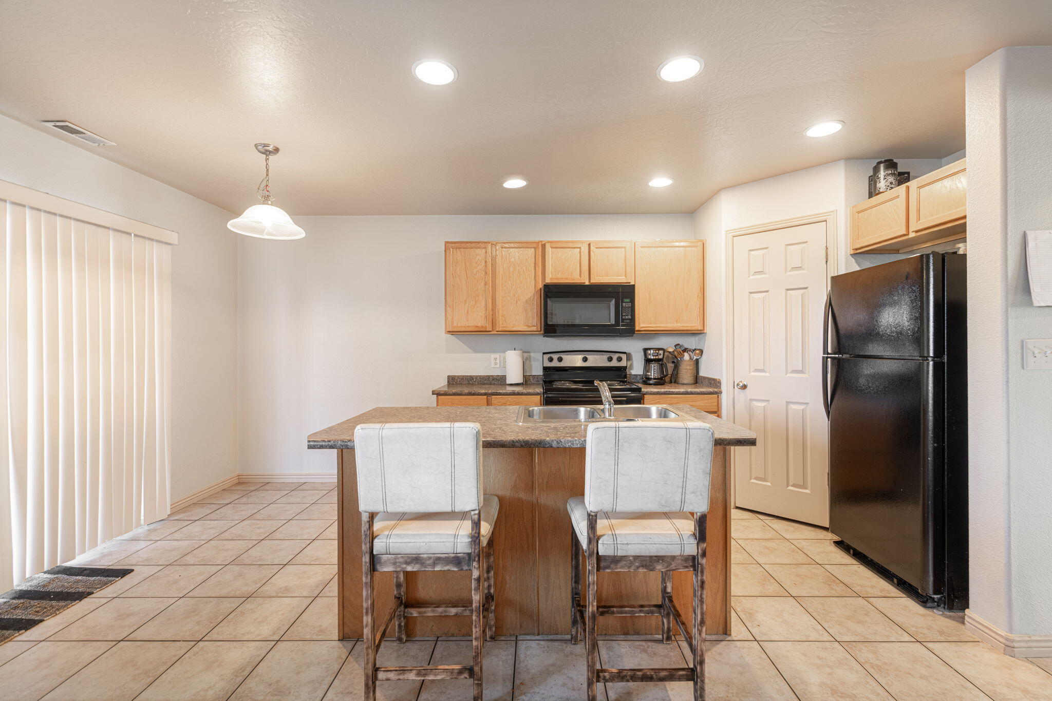 HIDDEN VALLEY TOWN HOMES - Residential