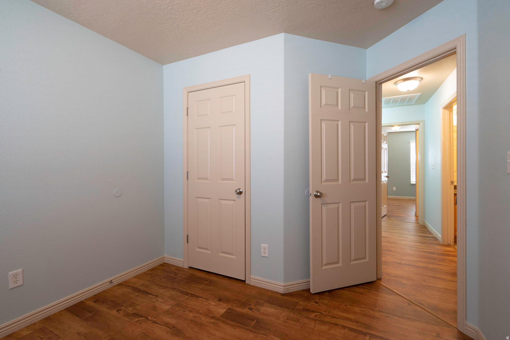 HIDDEN VALLEY TOWN HOMES - Residential