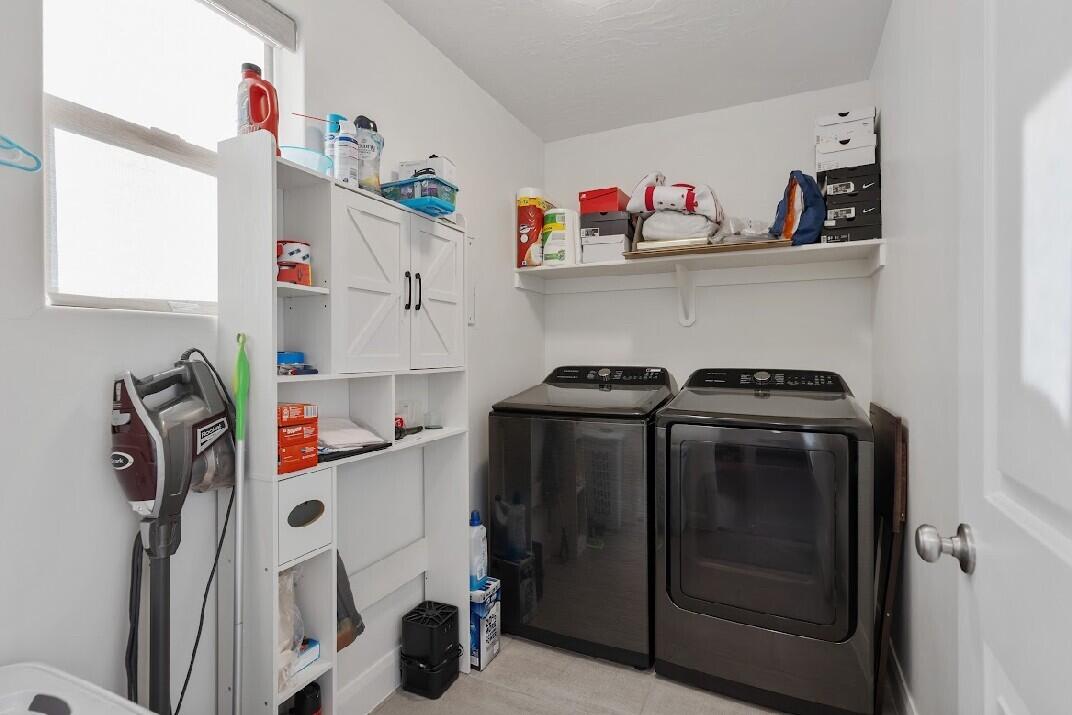 LAKESIDE AT DESERT SANDS - Residential