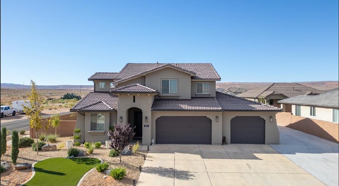 LAKESIDE AT DESERT SANDS - Residential