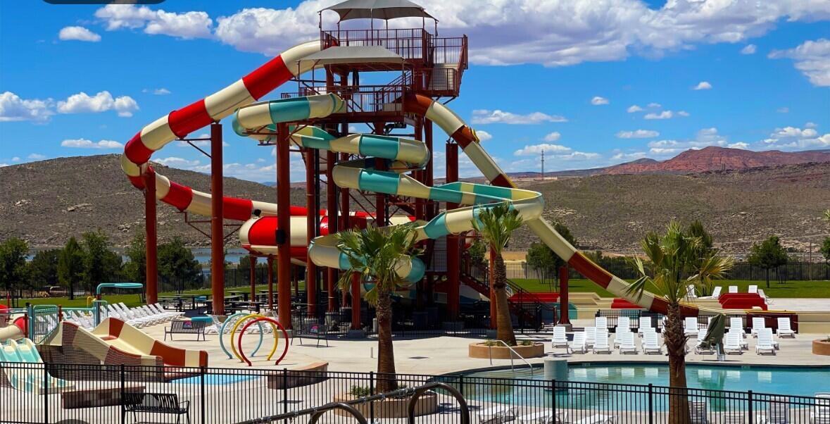 LAKESIDE AT DESERT SANDS - Residential