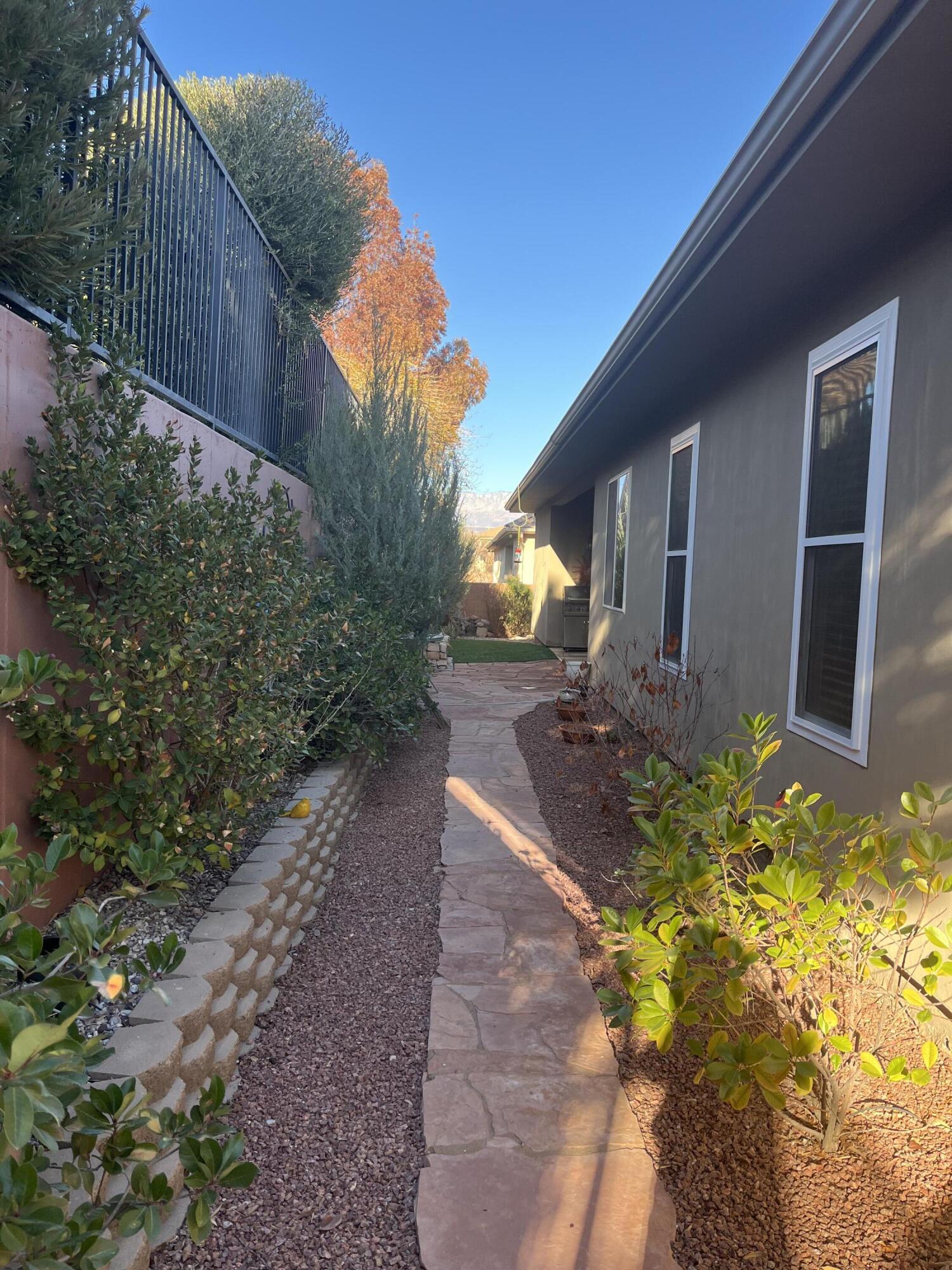 HIGHLANDS AT GREEN VALLEY - Residential