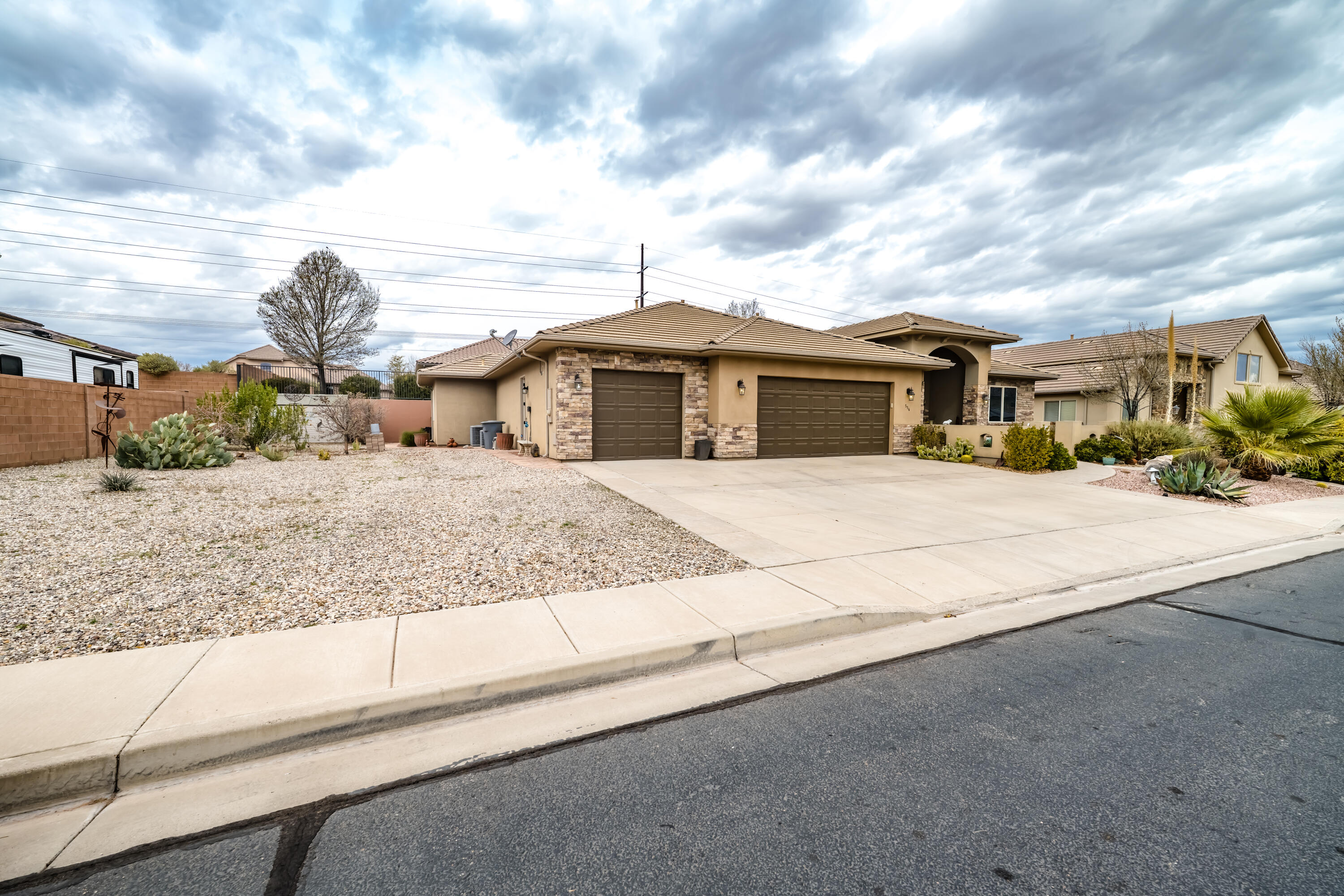 HIGHLANDS AT GREEN VALLEY - Residential