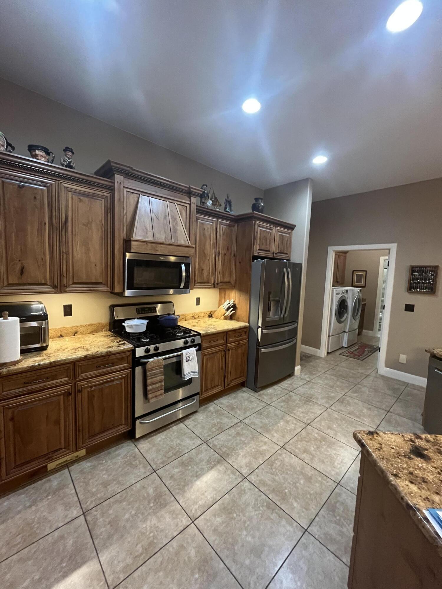 HIGHLANDS AT GREEN VALLEY - Residential