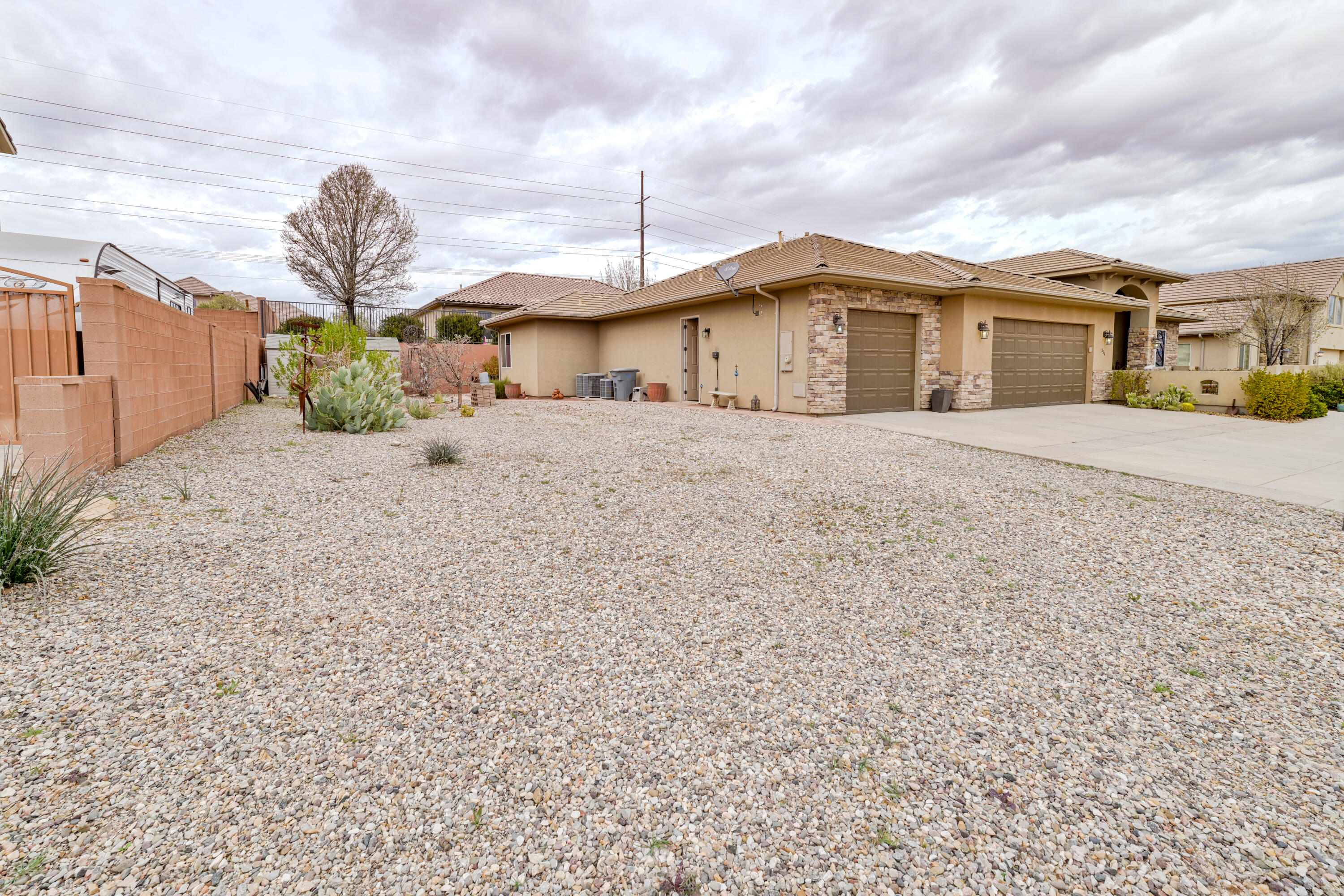 HIGHLANDS AT GREEN VALLEY - Residential