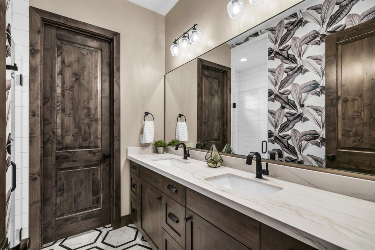 TAVA RESORT AT SAND HOLLOW - Residential