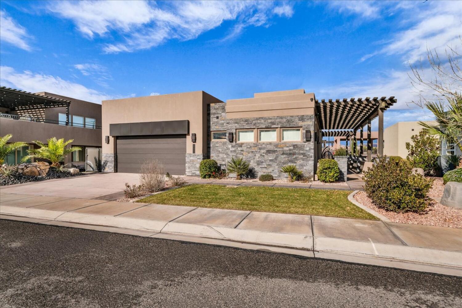 TAVA RESORT AT SAND HOLLOW - Residential