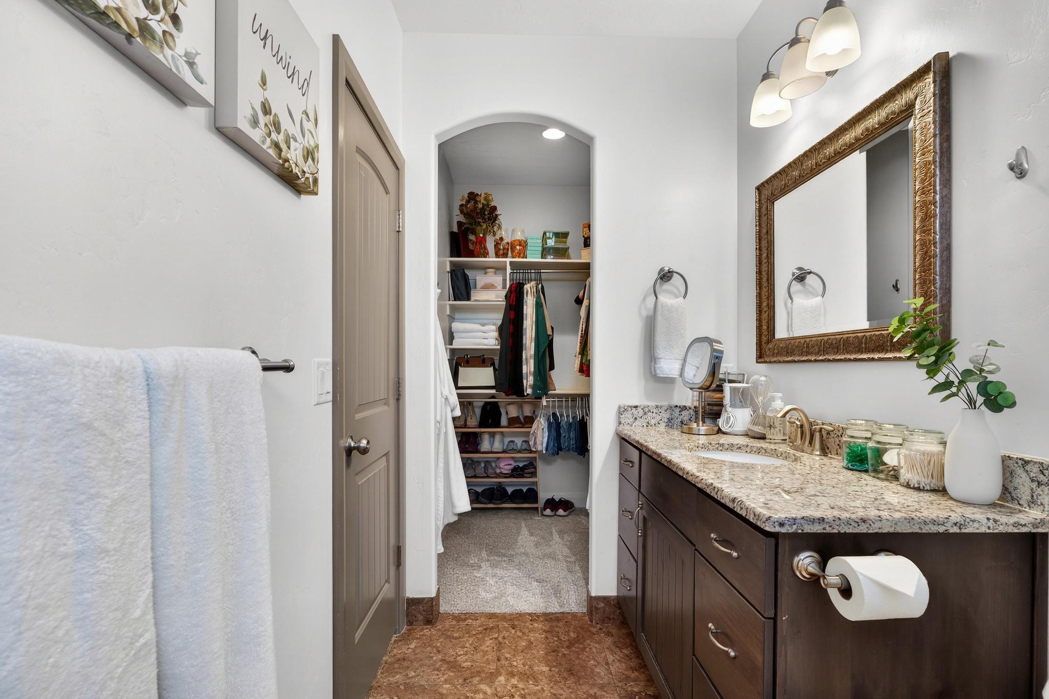 ZIONS GATE ESTATES - Residential