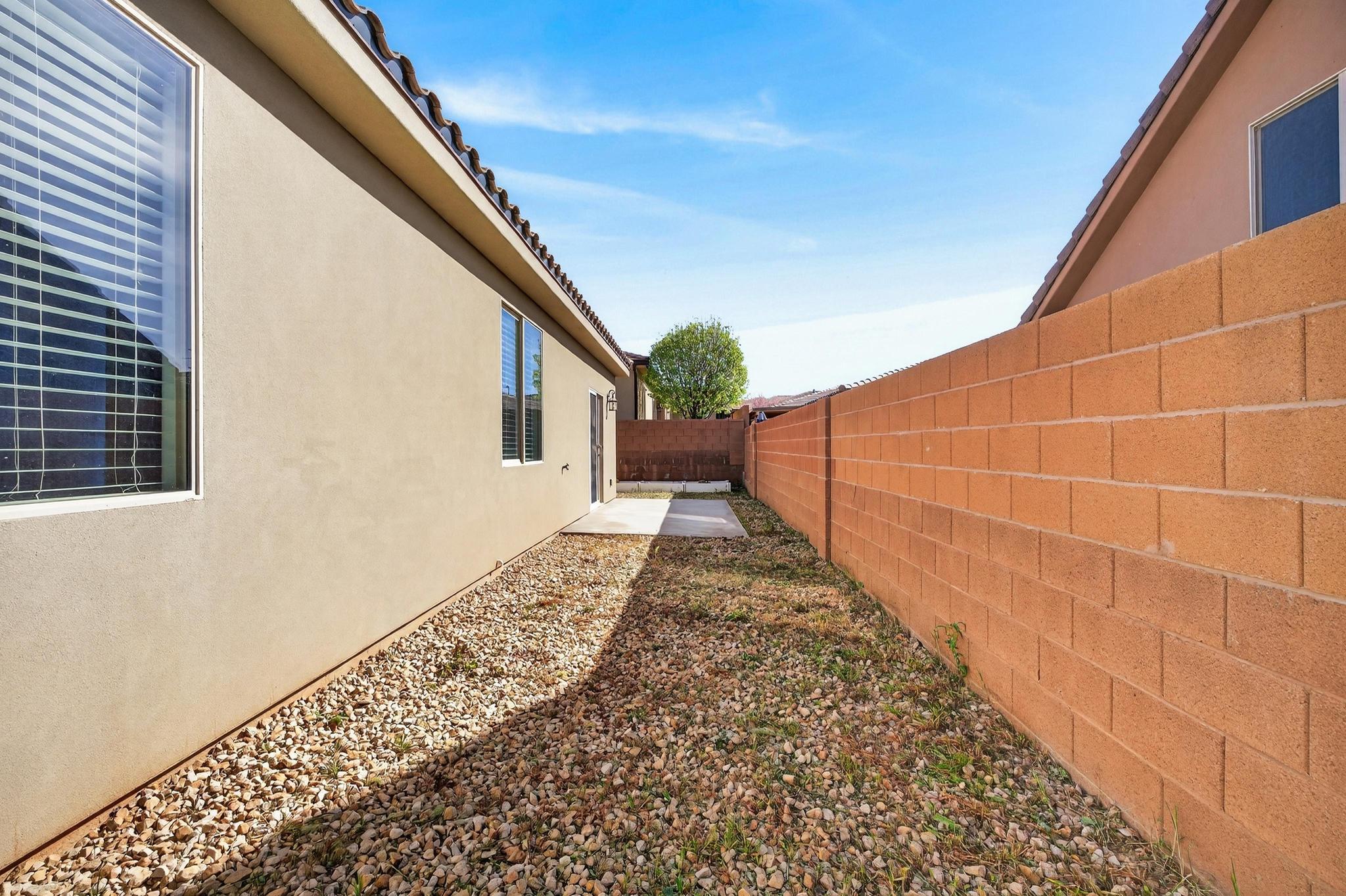 ZIONS GATE ESTATES - Residential