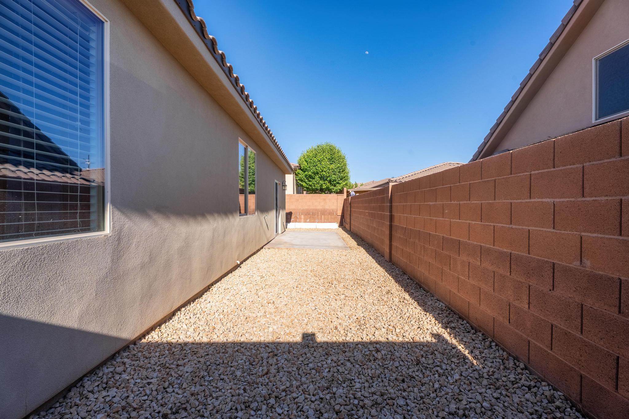 ZIONS GATE ESTATES - Residential