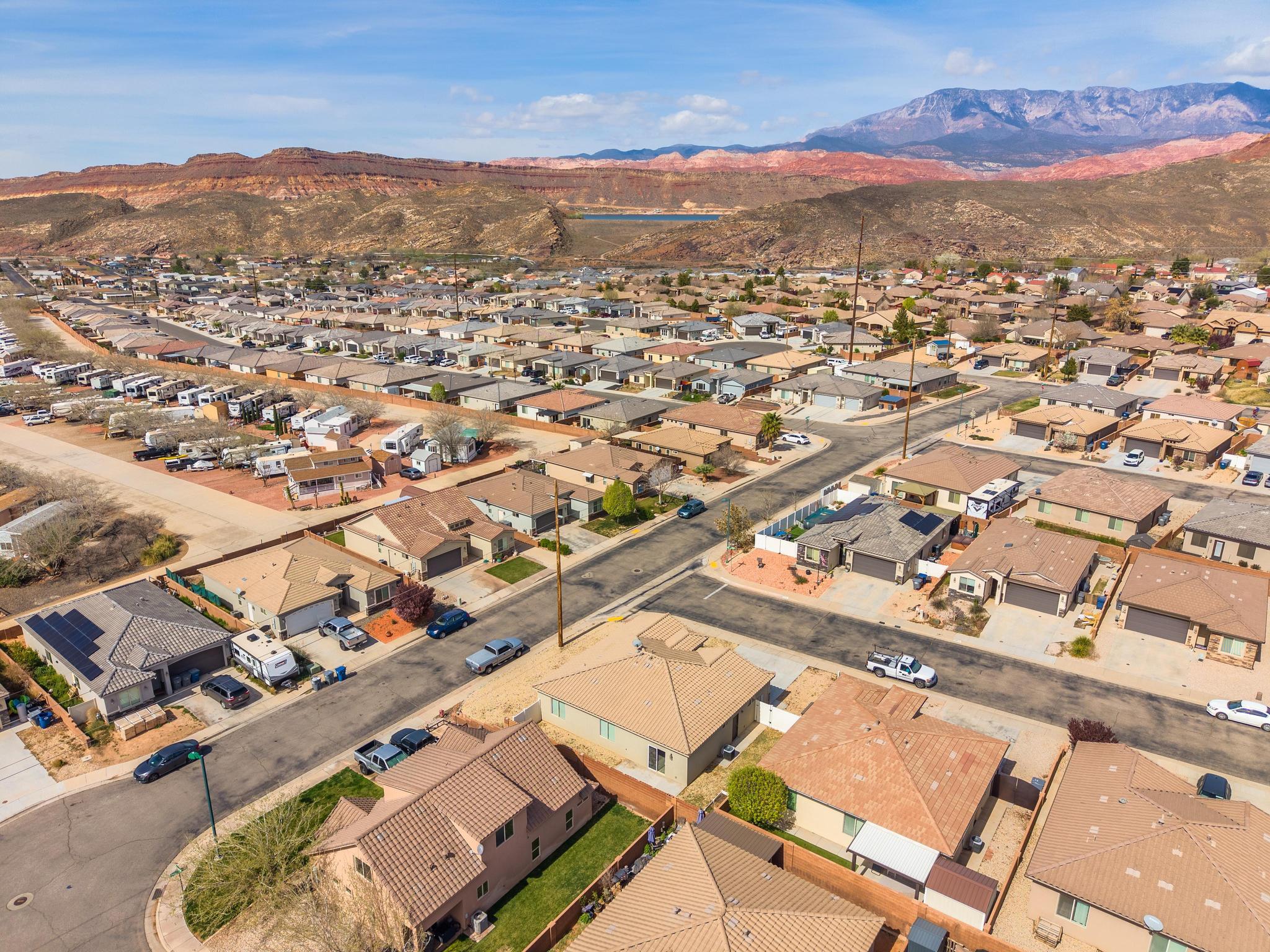 ZIONS GATE ESTATES - Residential