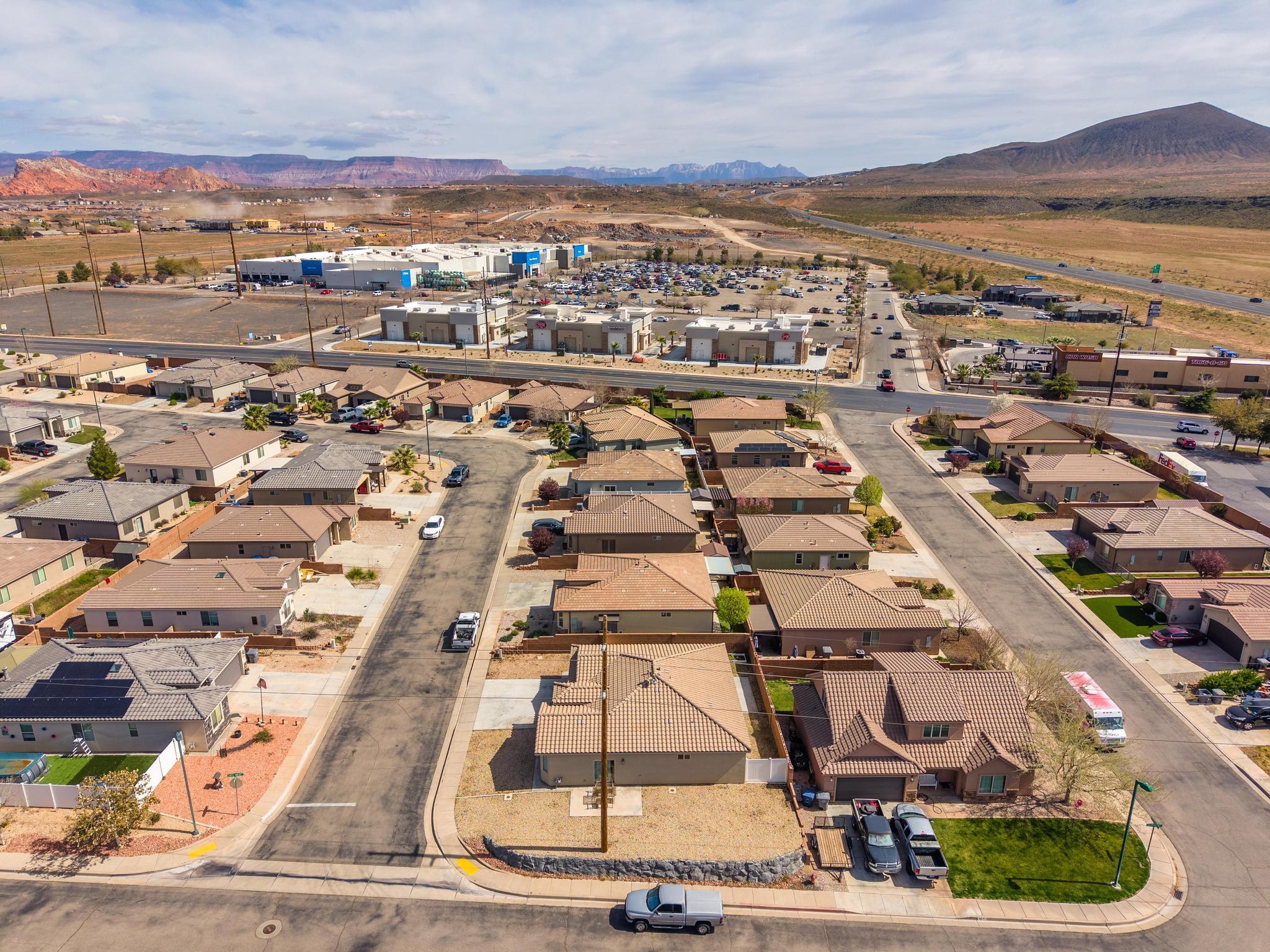 ZIONS GATE ESTATES - Residential