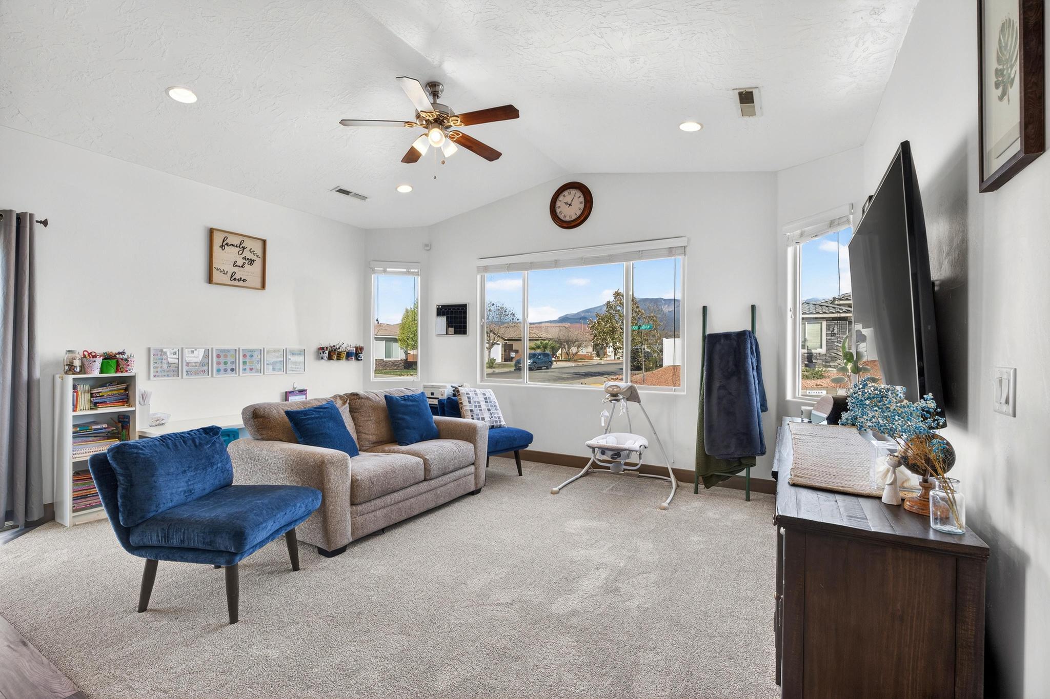 ZIONS GATE ESTATES - Residential