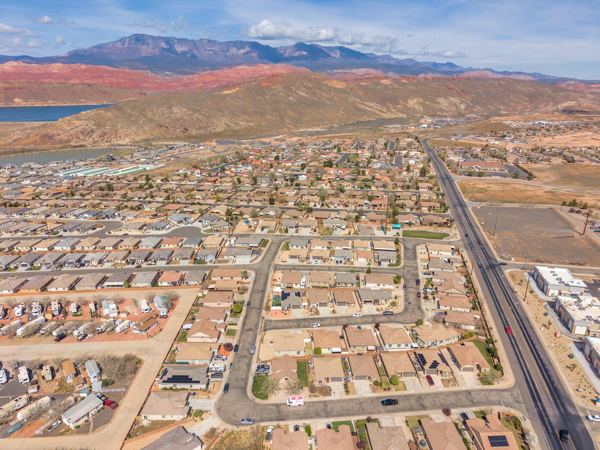 ZIONS GATE ESTATES - Residential