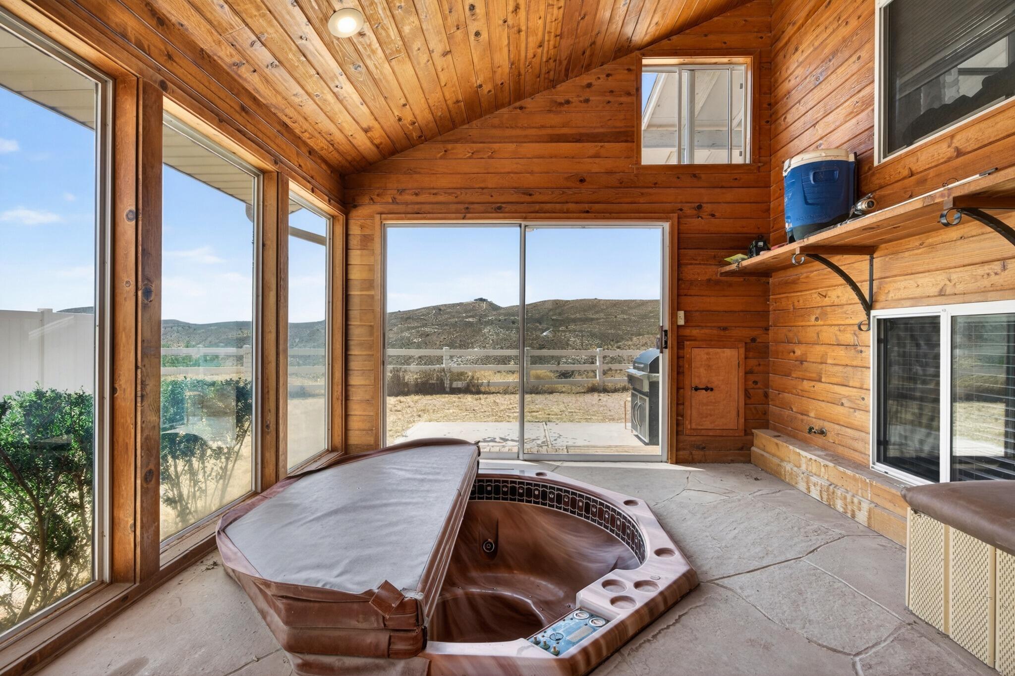 TOQUERVILLE ESTATES - Residential