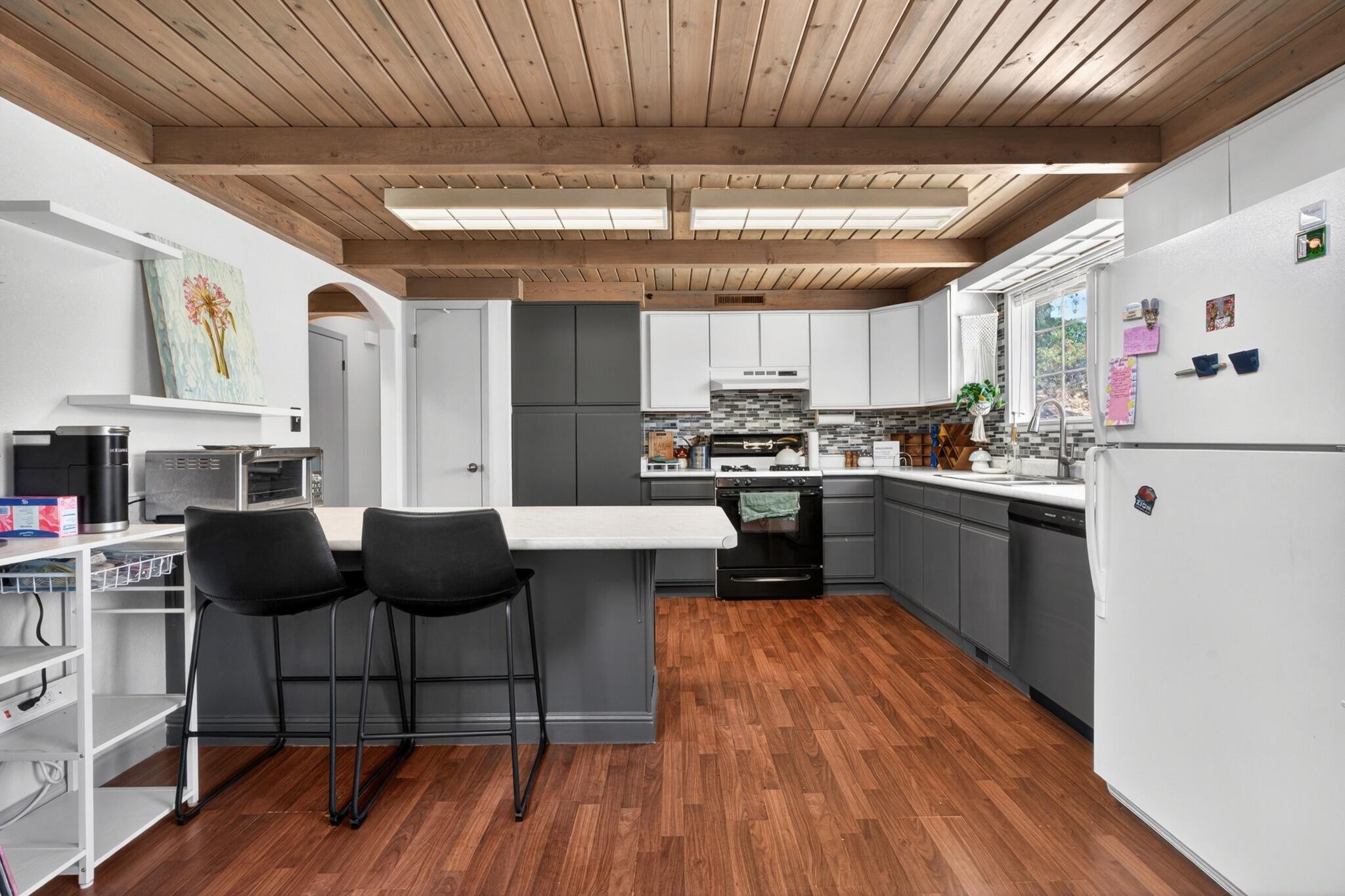 TOQUERVILLE ESTATES - Residential
