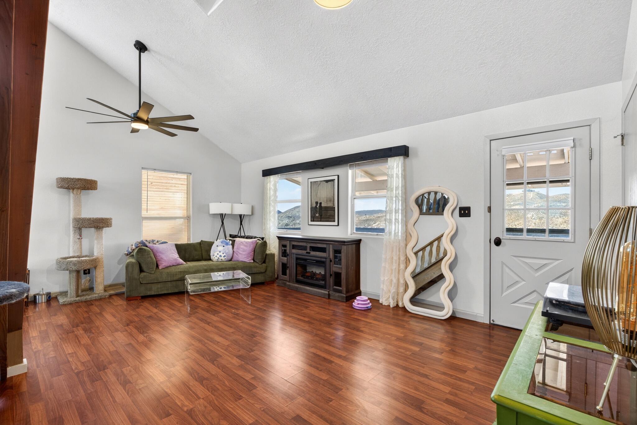TOQUERVILLE ESTATES - Residential