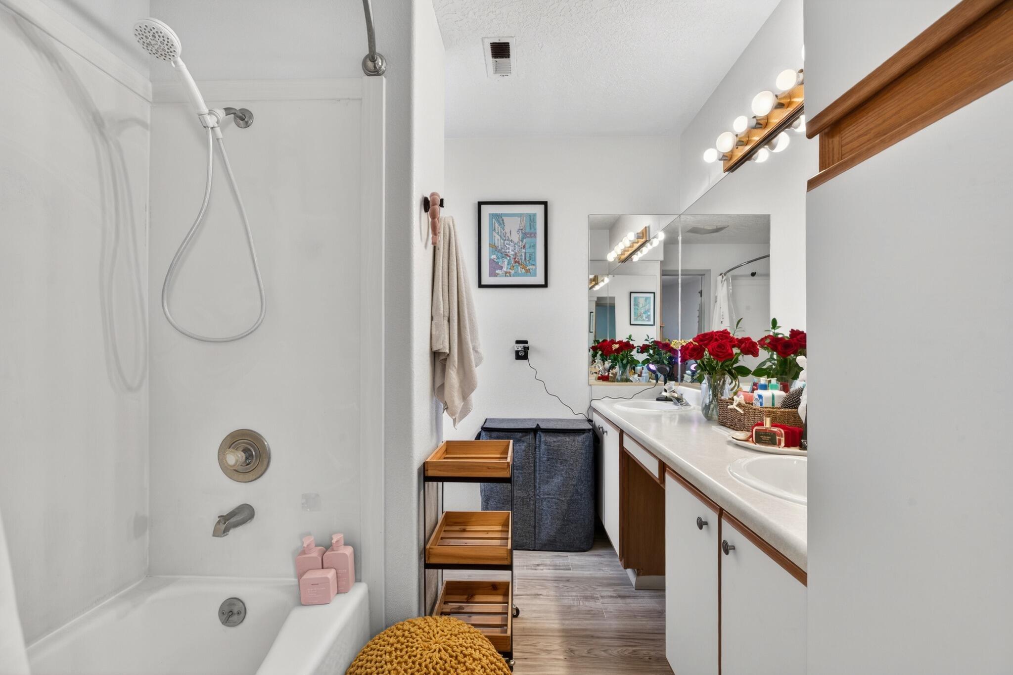 TOQUERVILLE ESTATES - Residential