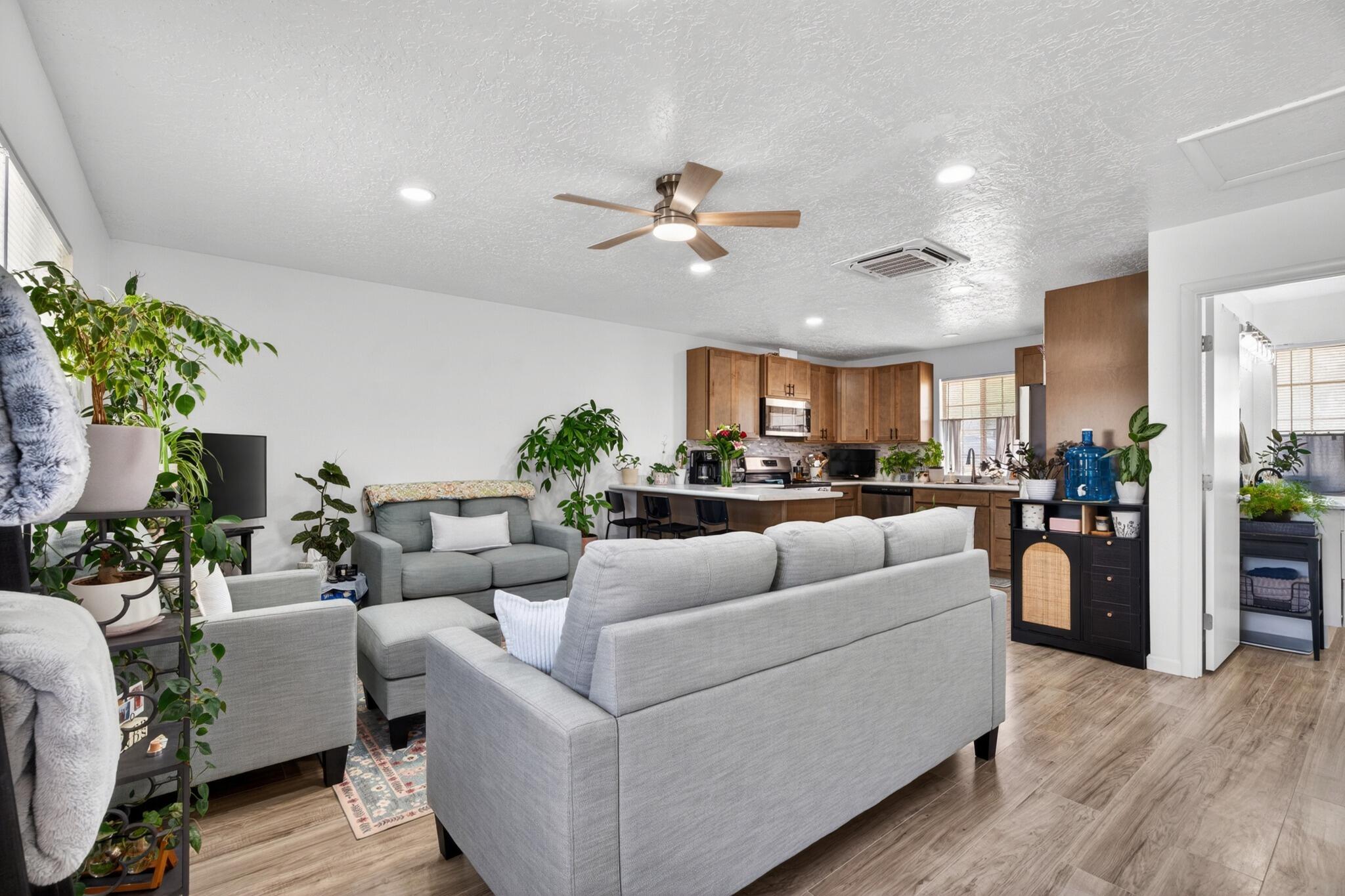 TOQUERVILLE ESTATES - Residential