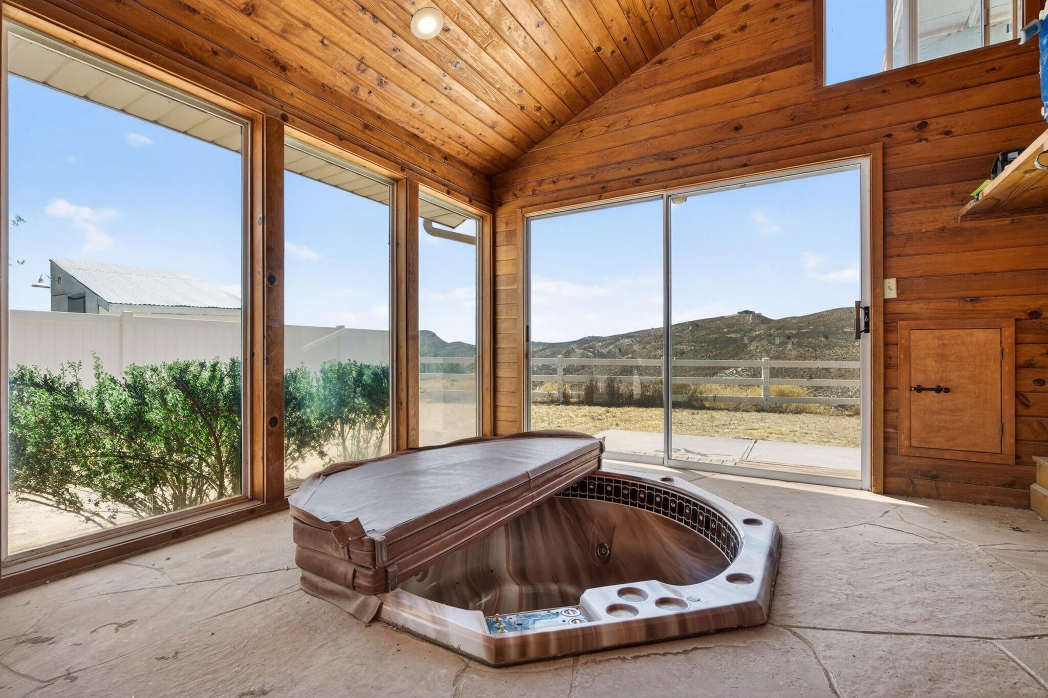 TOQUERVILLE ESTATES - Residential