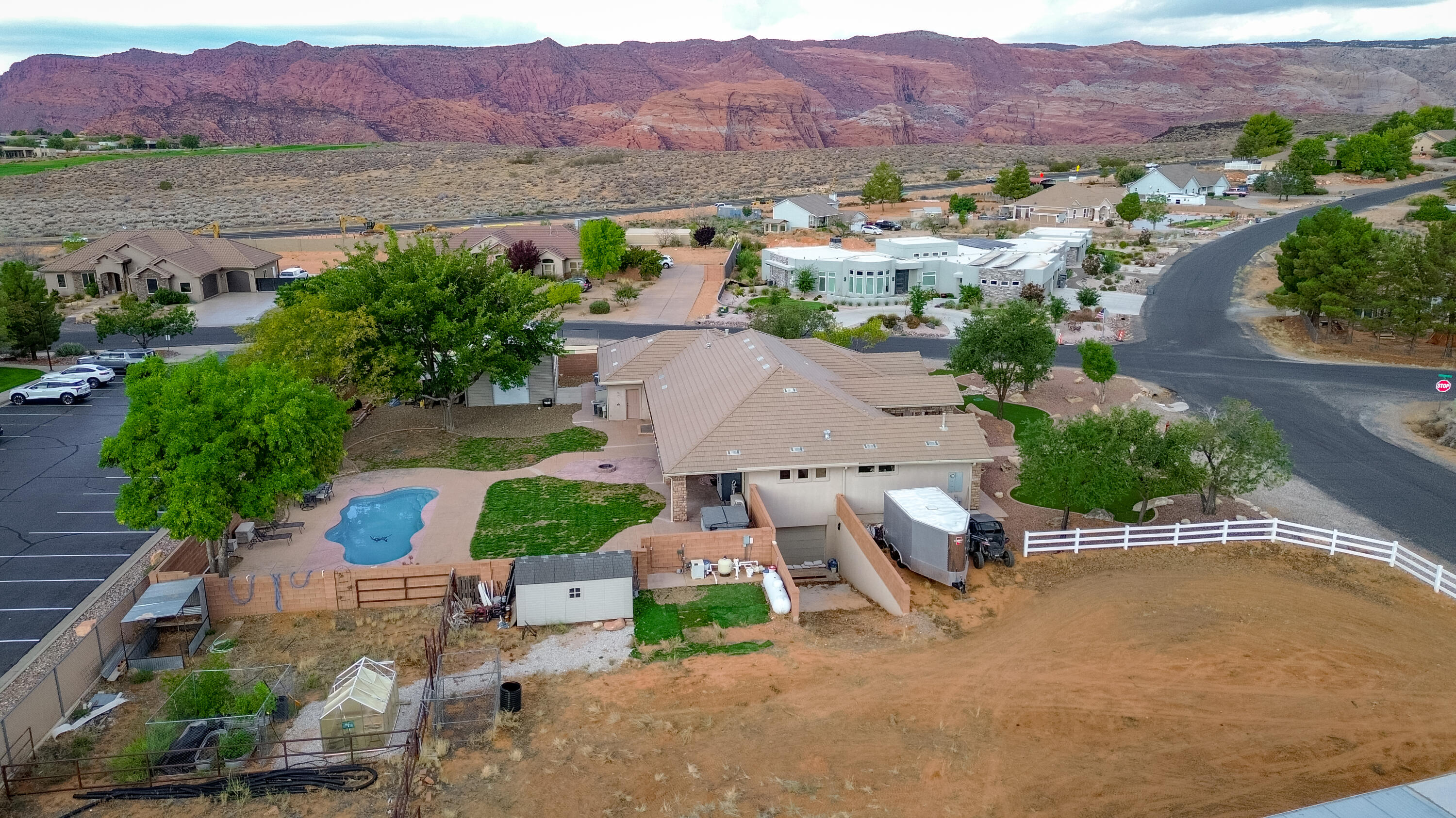 WINCHESTER HILLS - Residential