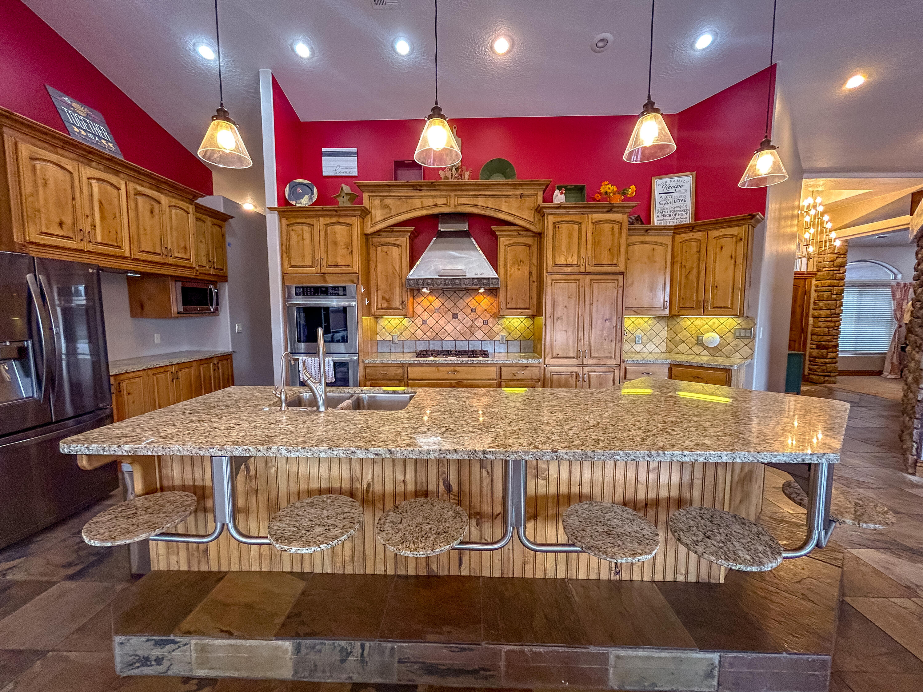 WINCHESTER HILLS - Residential