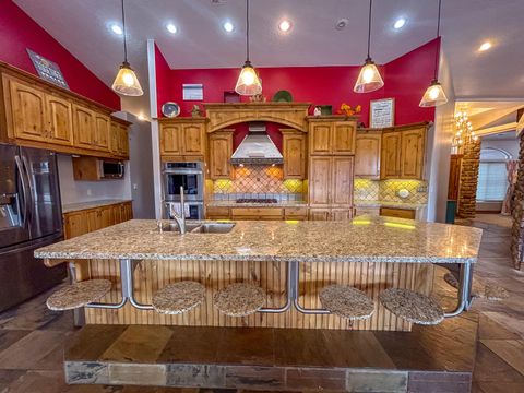 Tiny photo for 1851 W 5400 N, Saint George, UT 84770 (MLS # 25-265615)