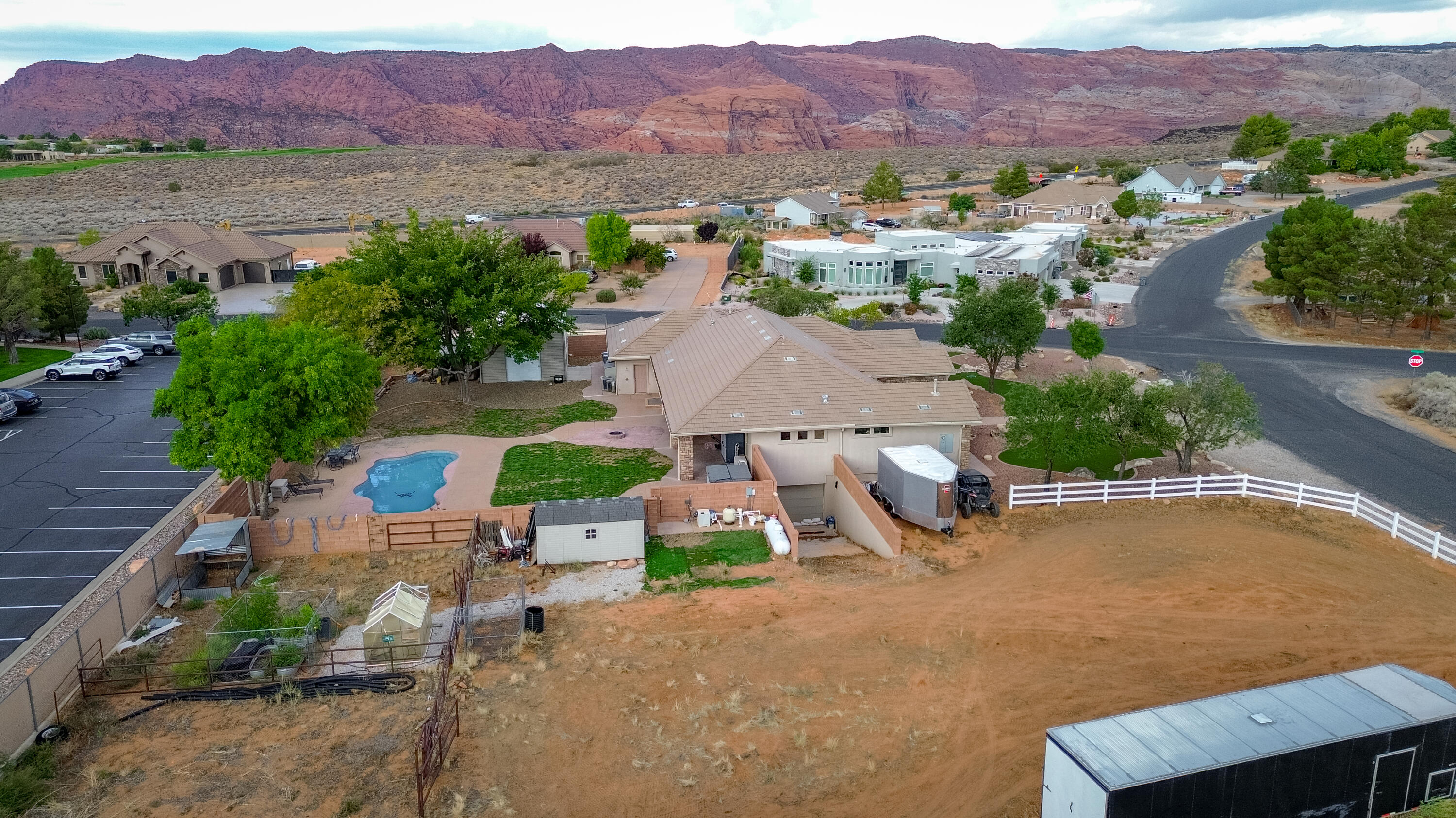 WINCHESTER HILLS - Residential