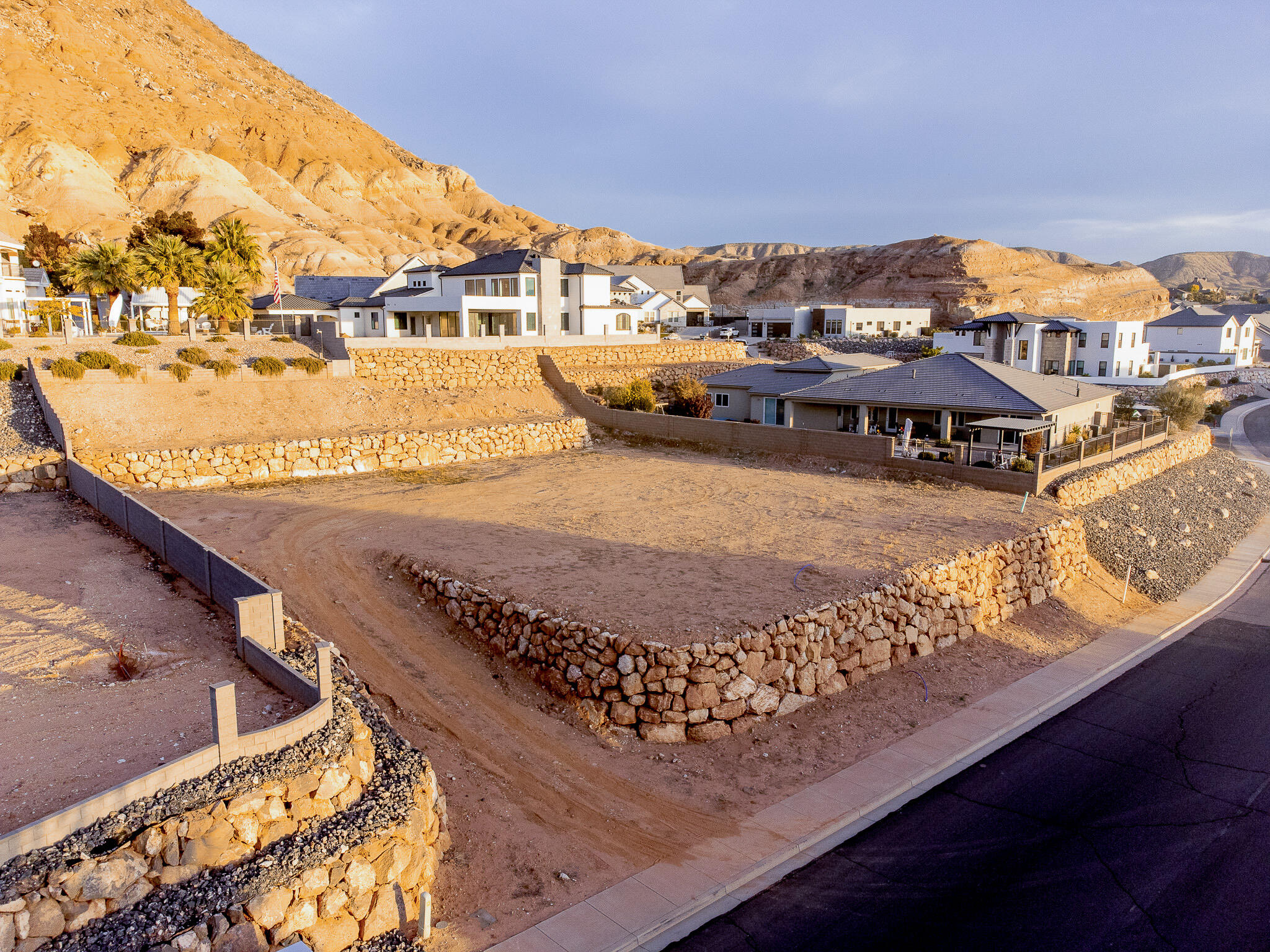 INDIAN KNOLLS - Land