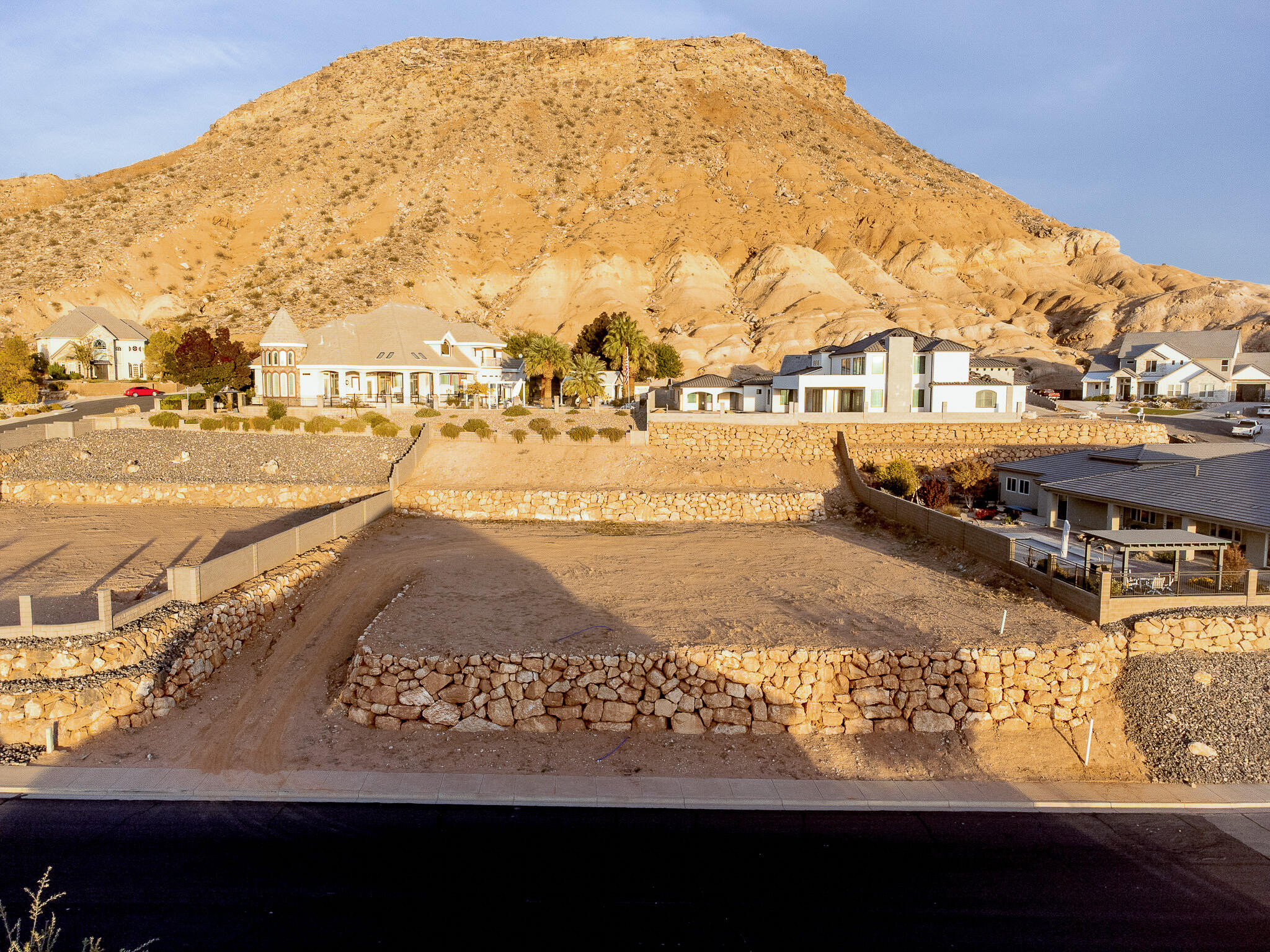 INDIAN KNOLLS - Land