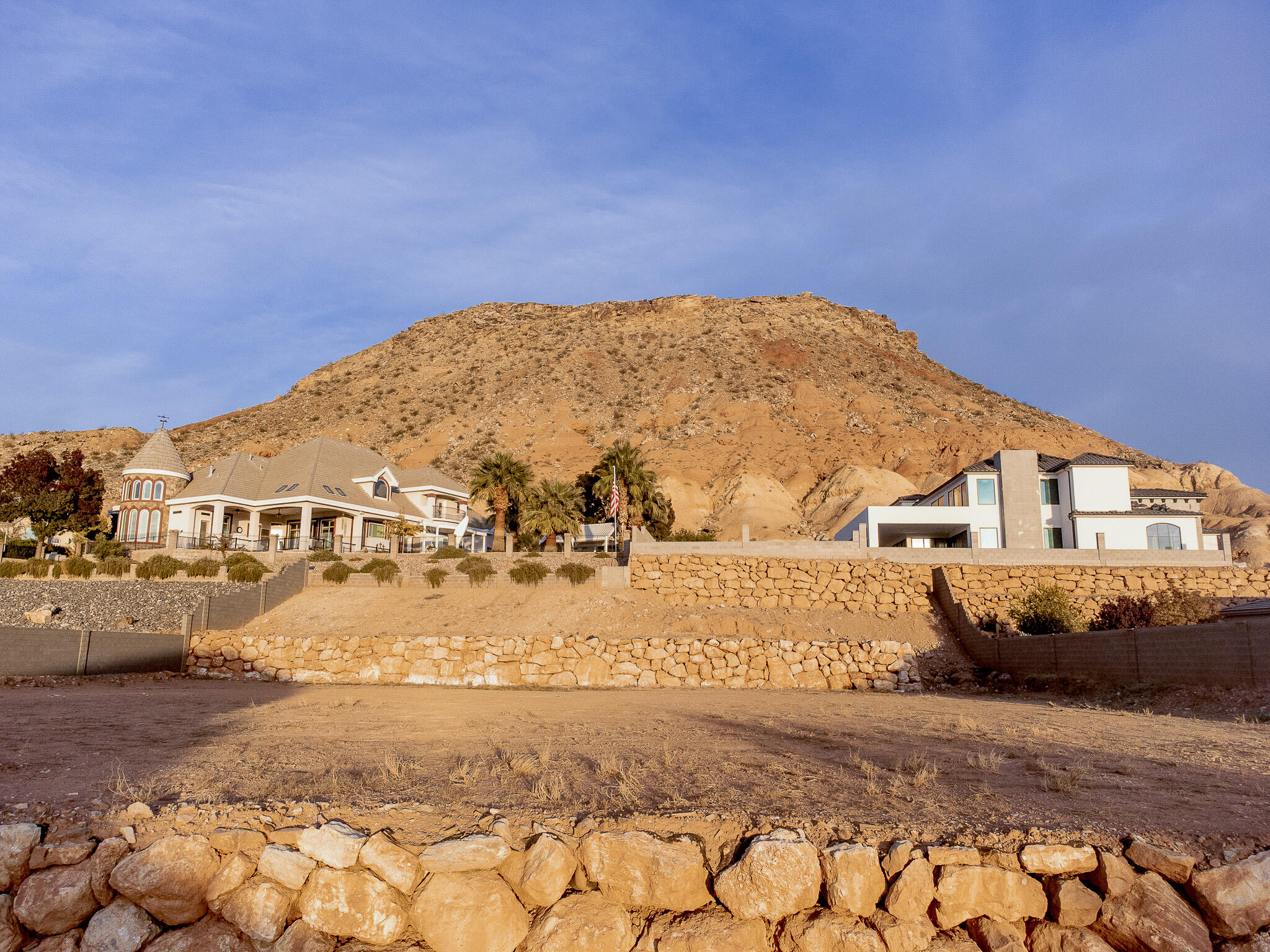 INDIAN KNOLLS - Land