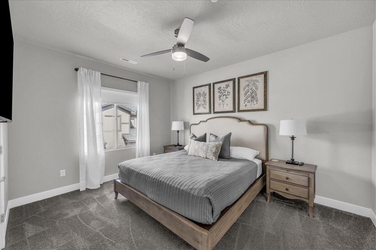 ZION VILLAGE TWHM - Residential