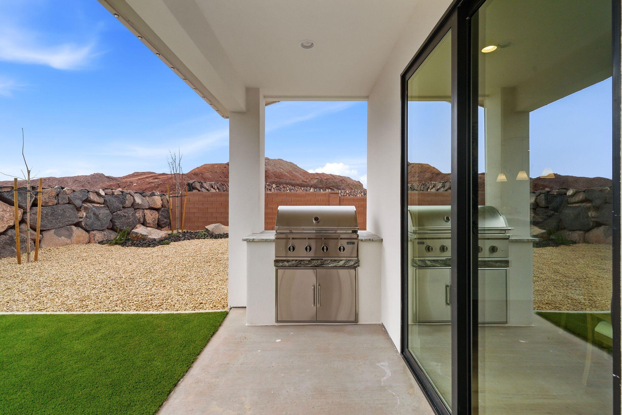 DESERT RIDGE ESTATES - Residential