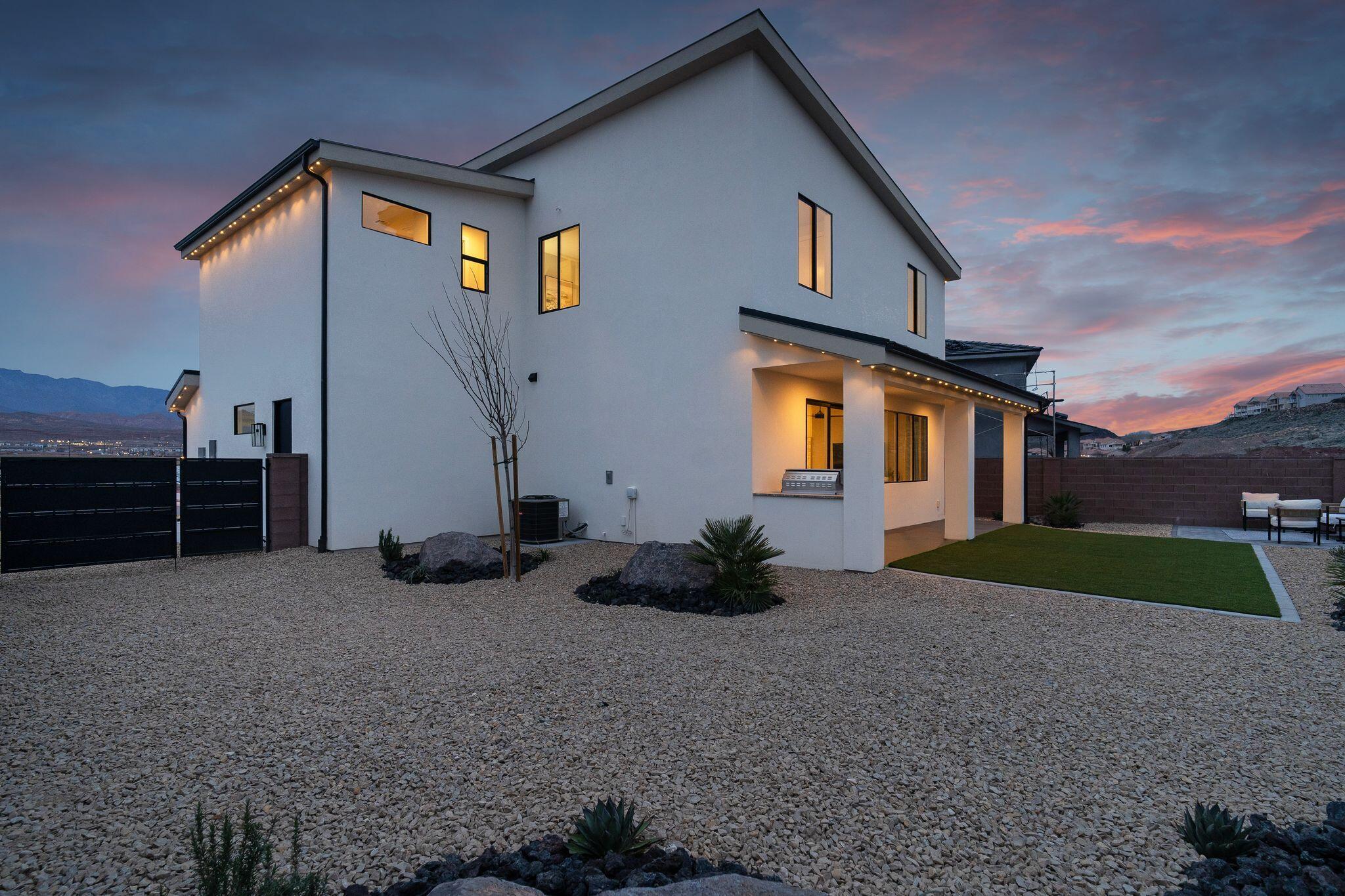 DESERT RIDGE ESTATES - Residential