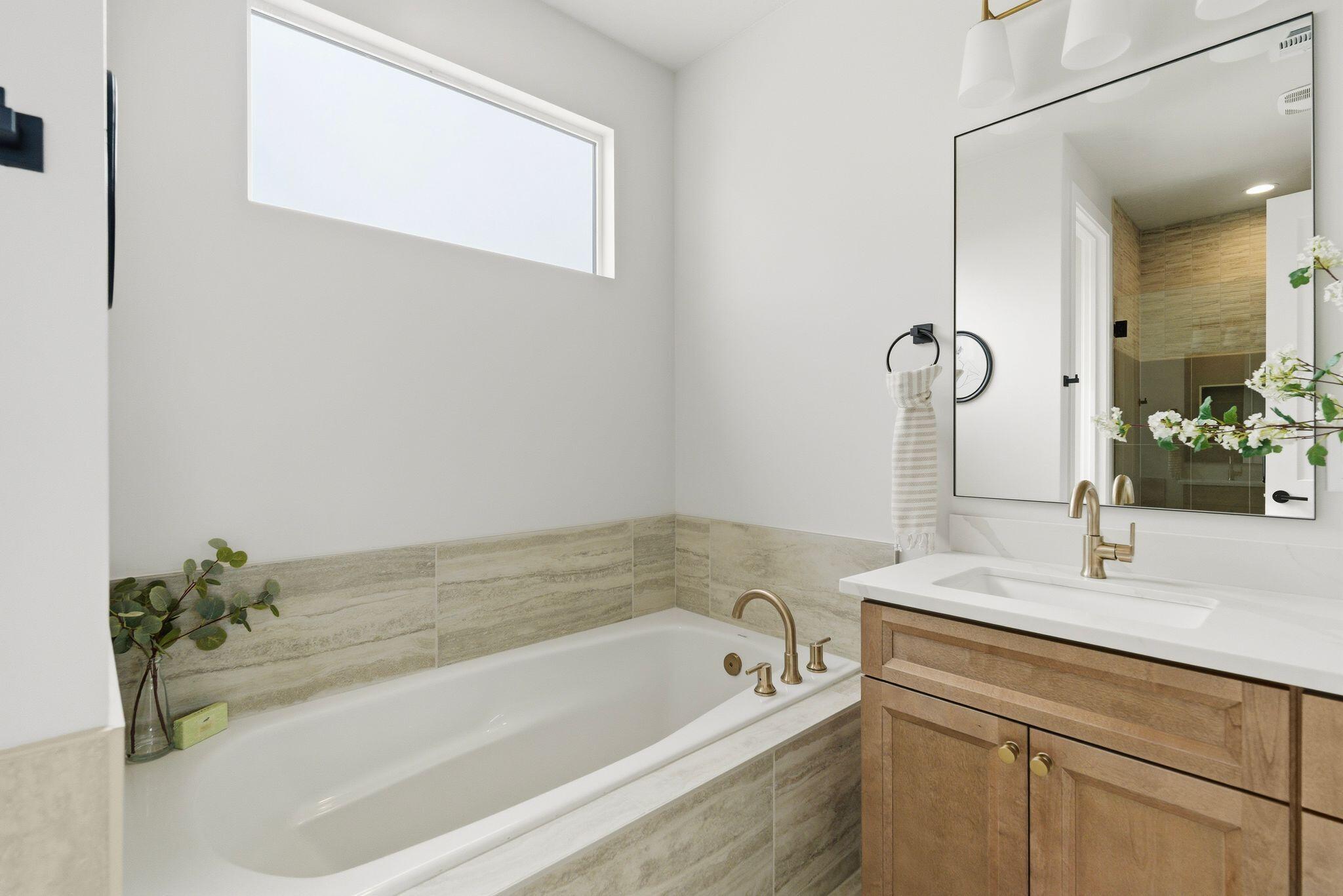 DESERT RIDGE ESTATES - Residential