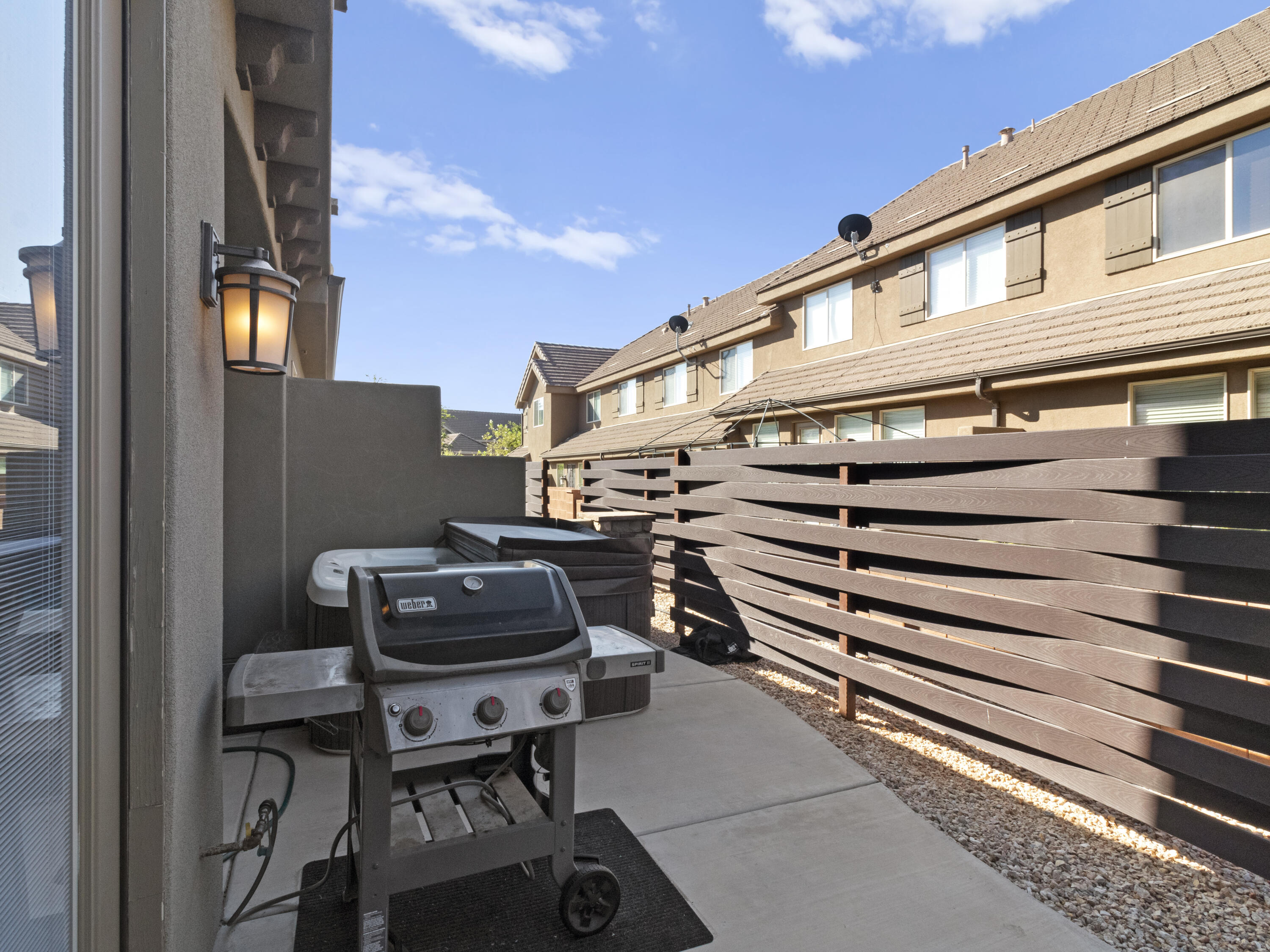 CORAL RIDGE TOWNHOMES - Residential