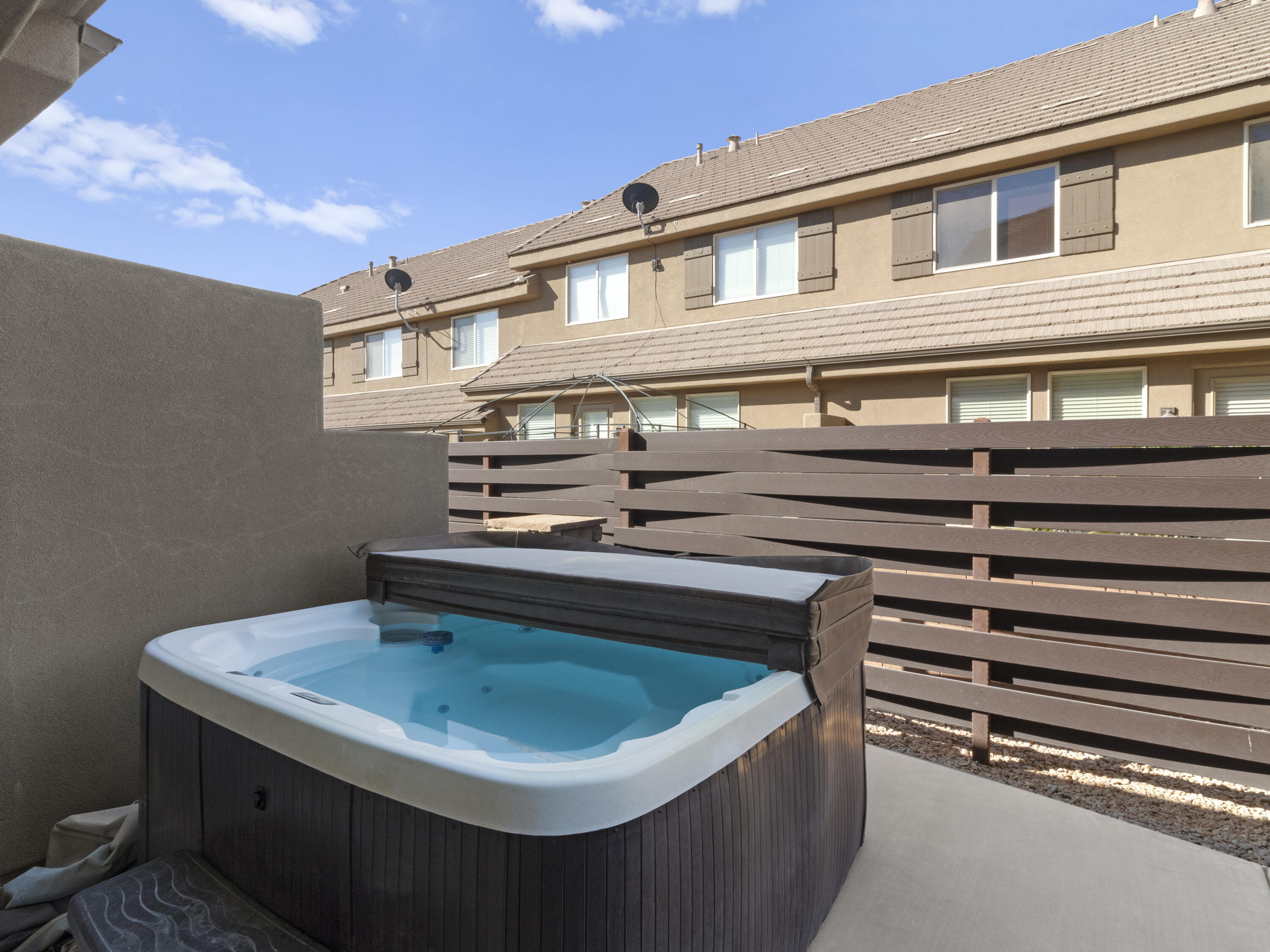 CORAL RIDGE TOWNHOMES - Residential